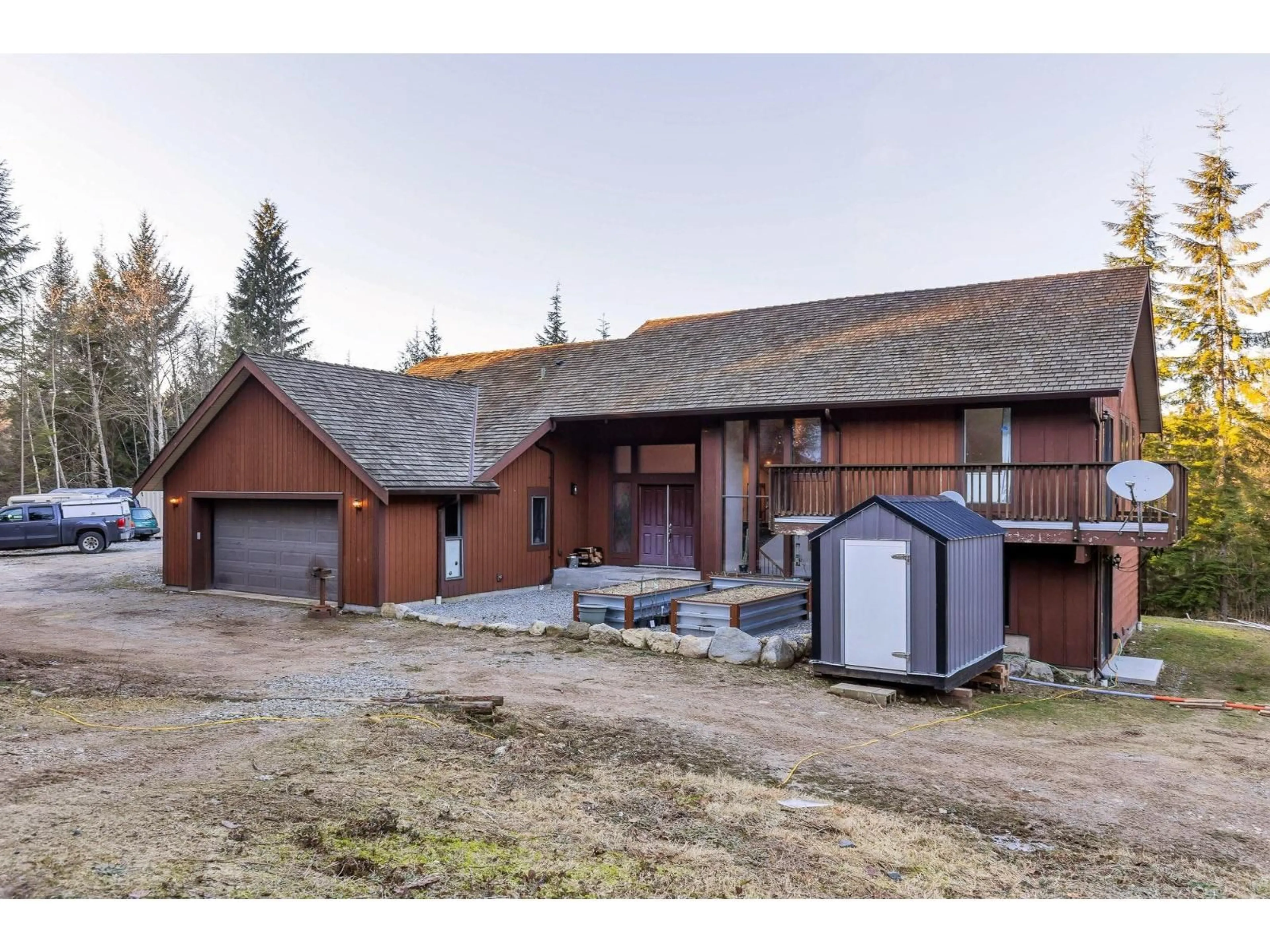 A pic from outside/outdoor area/front of a property/back of a property/a pic from drone, street for 12530 JOHNSON STREET, Mission British Columbia V4S1L5