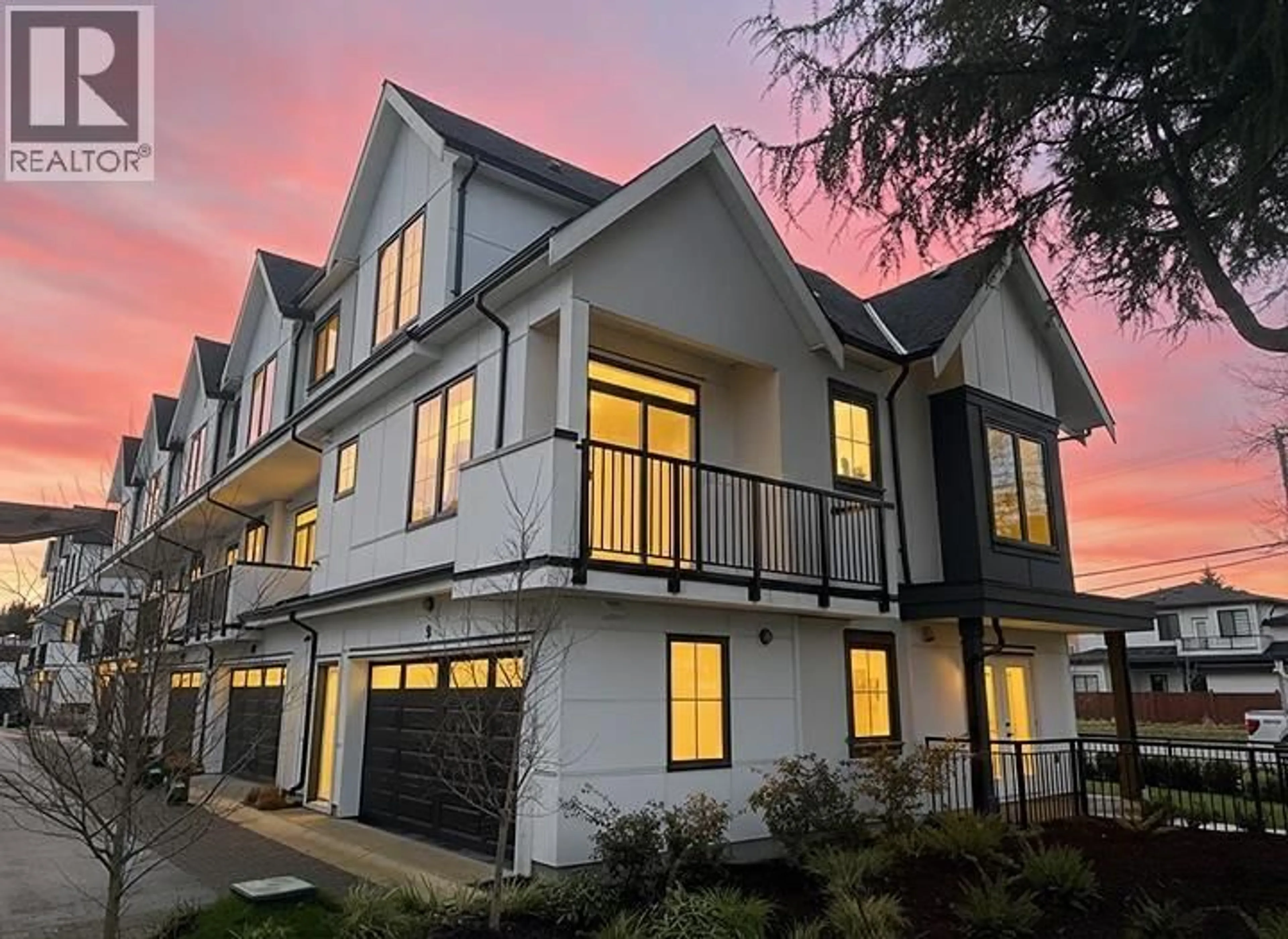 Home with vinyl exterior material, unknown for 9 - 9500 GARDEN CITY ROAD, Richmond British Columbia V7A2S2