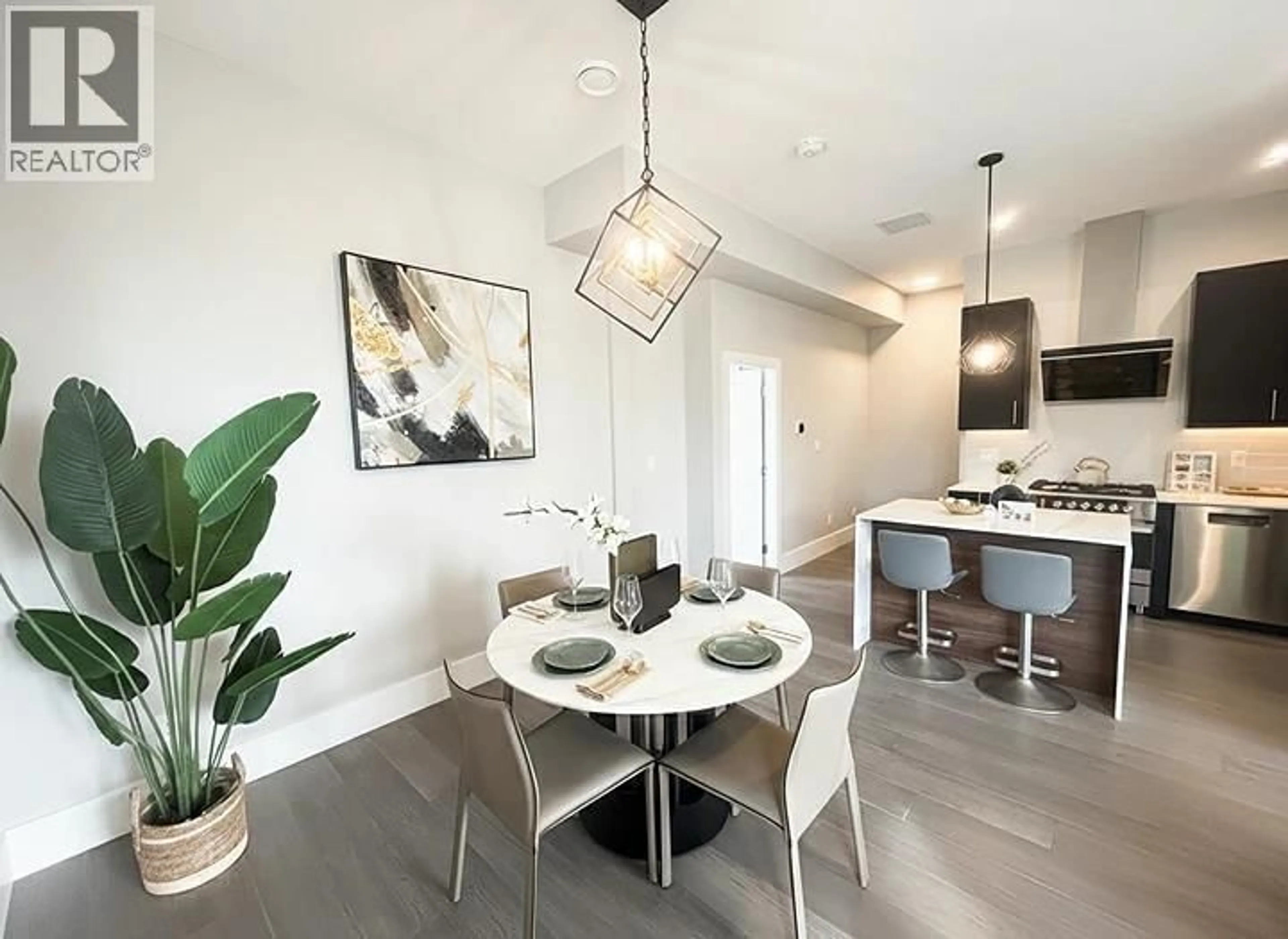 Open concept kitchen, unknown for 9 - 9500 GARDEN CITY ROAD, Richmond British Columbia V7A2S2