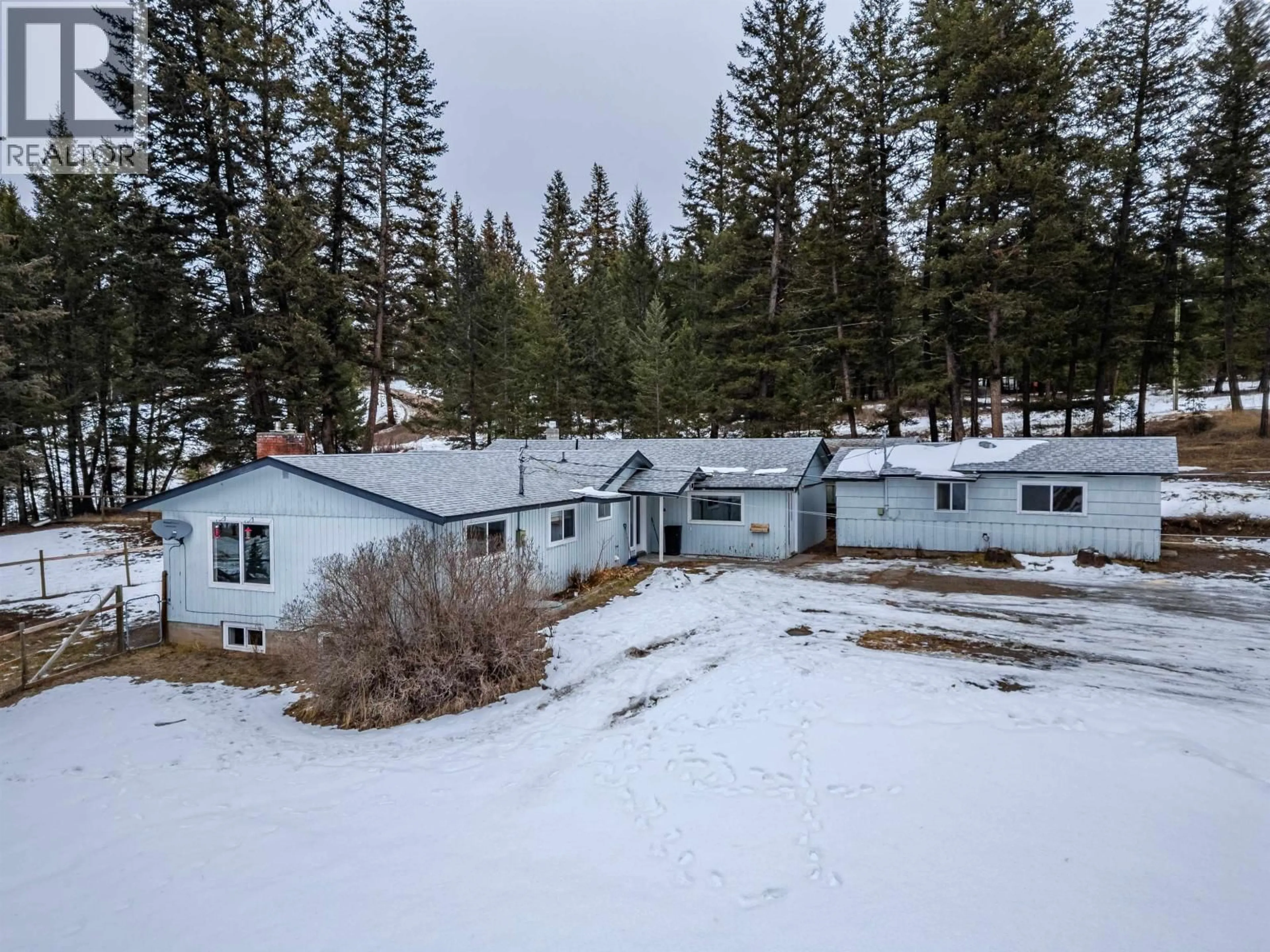 A pic from outside/outdoor area/front of a property/back of a property/a pic from drone, mountain view for 3559 CARIBOO 97 HIGHWAY, Lac La Hache British Columbia V0K1T1