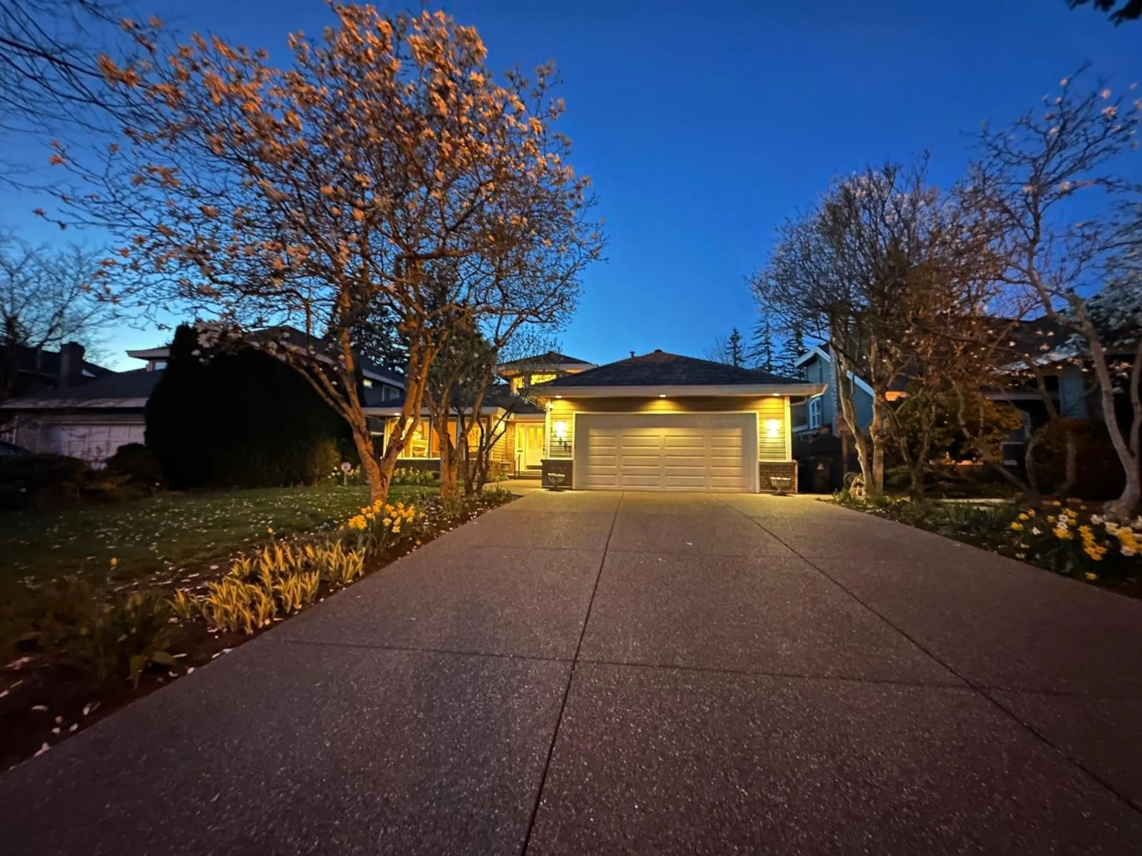 A pic from outside/outdoor area/front of a property/back of a property/a pic from drone, street for 14897 22 AVENUE, Surrey British Columbia V4A9J2