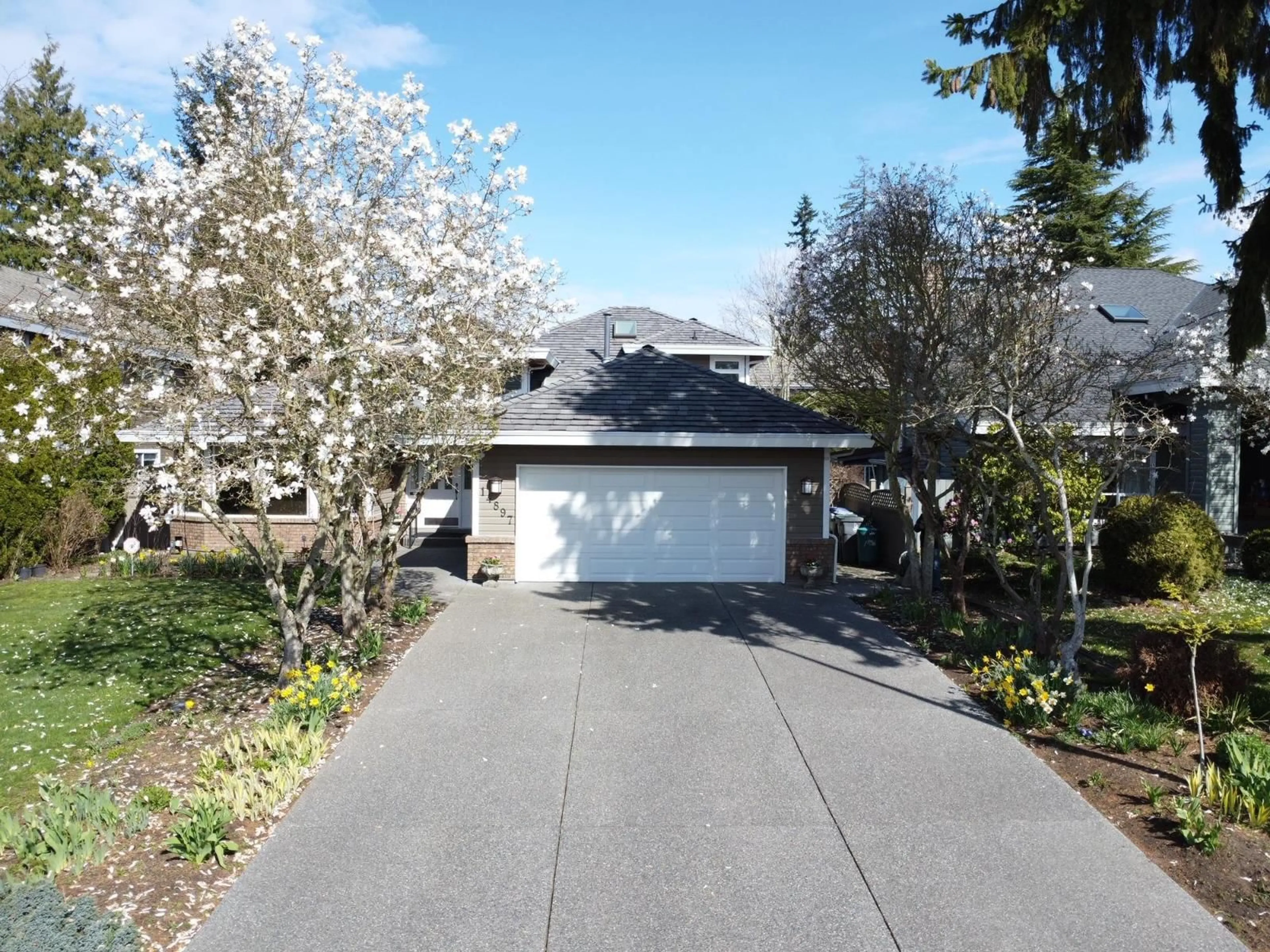 A pic from outside/outdoor area/front of a property/back of a property/a pic from drone, street for 14897 22 AVENUE, Surrey British Columbia V4A9J2