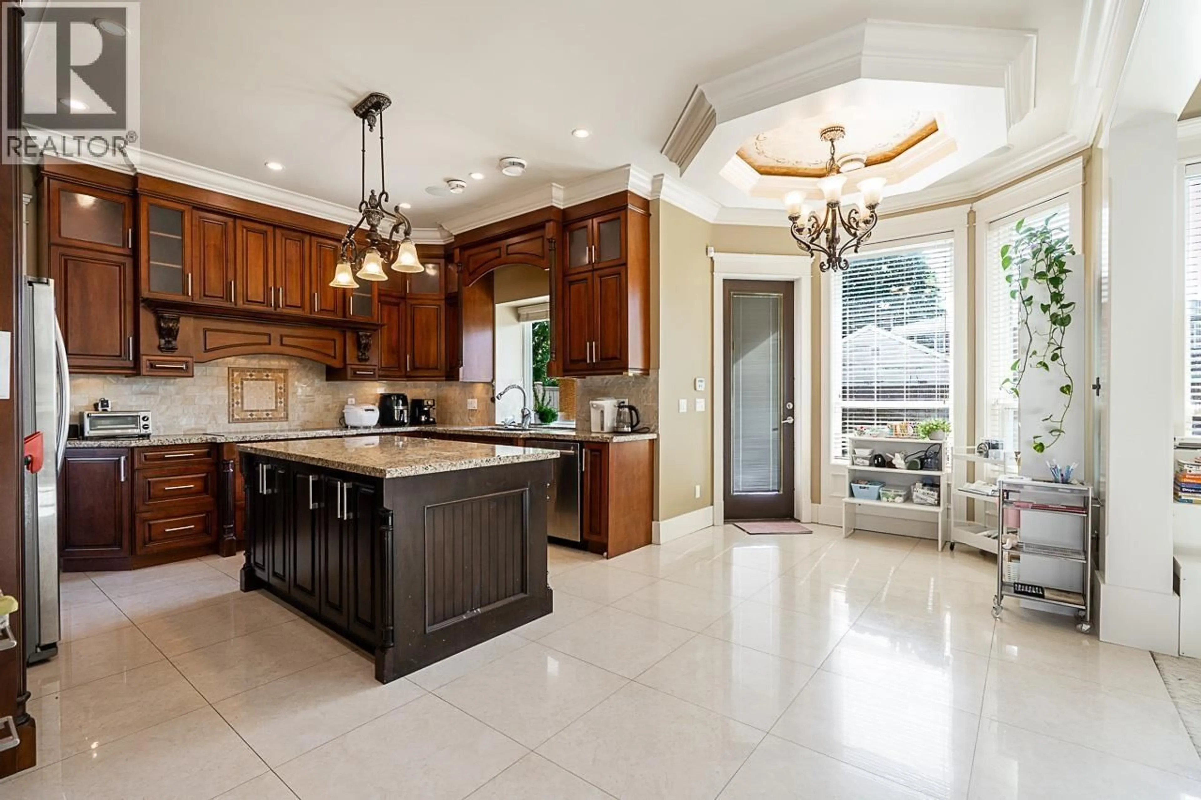 Open concept kitchen, ceramic/tile floor for 7600 BELAIR DRIVE, Richmond British Columbia V7A1B6