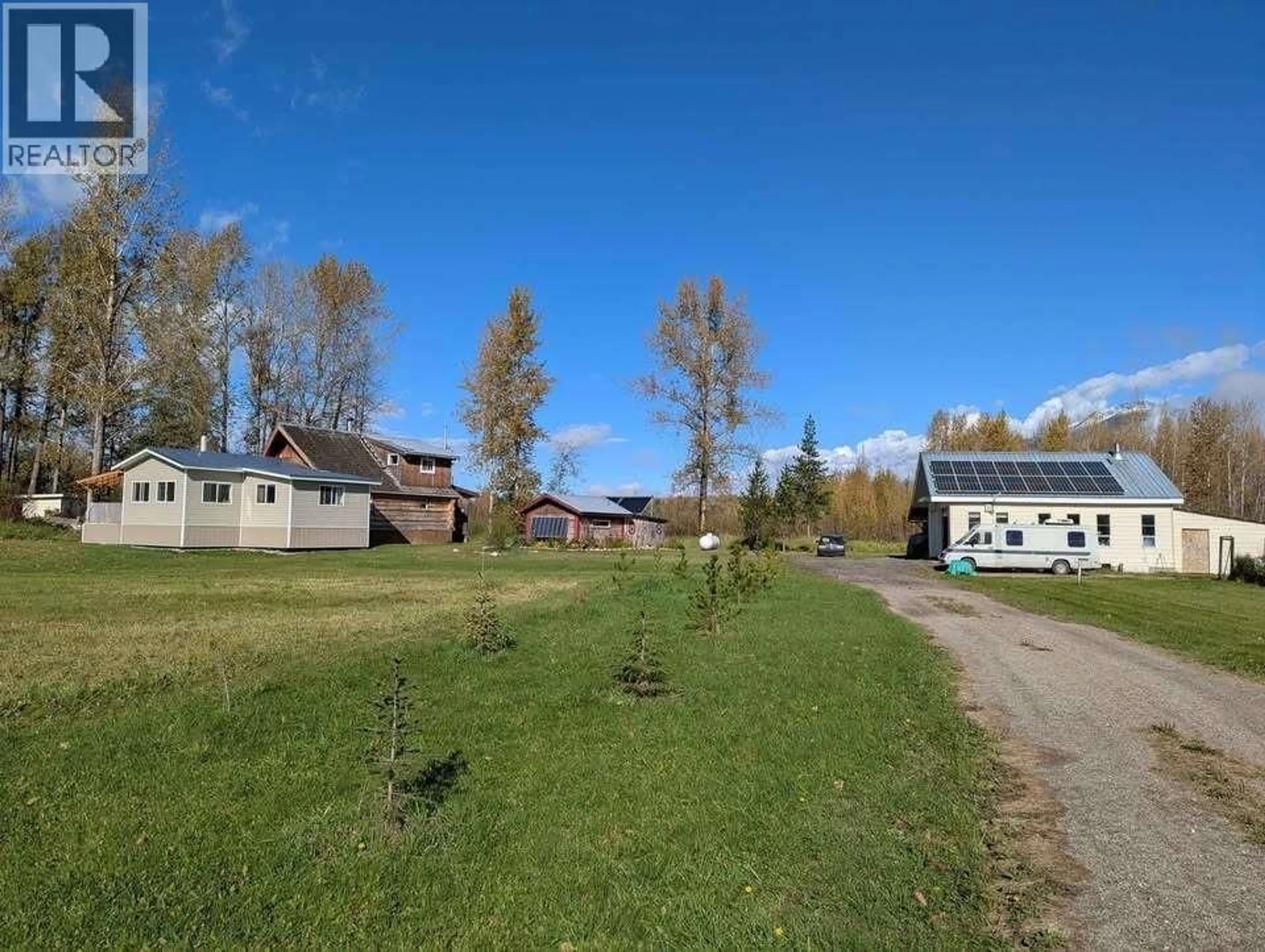 A pic from outside/outdoor area/front of a property/back of a property/a pic from drone, unknown for 3325 GARRETT ROAD, McBride - Rural West British Columbia V0J2E0