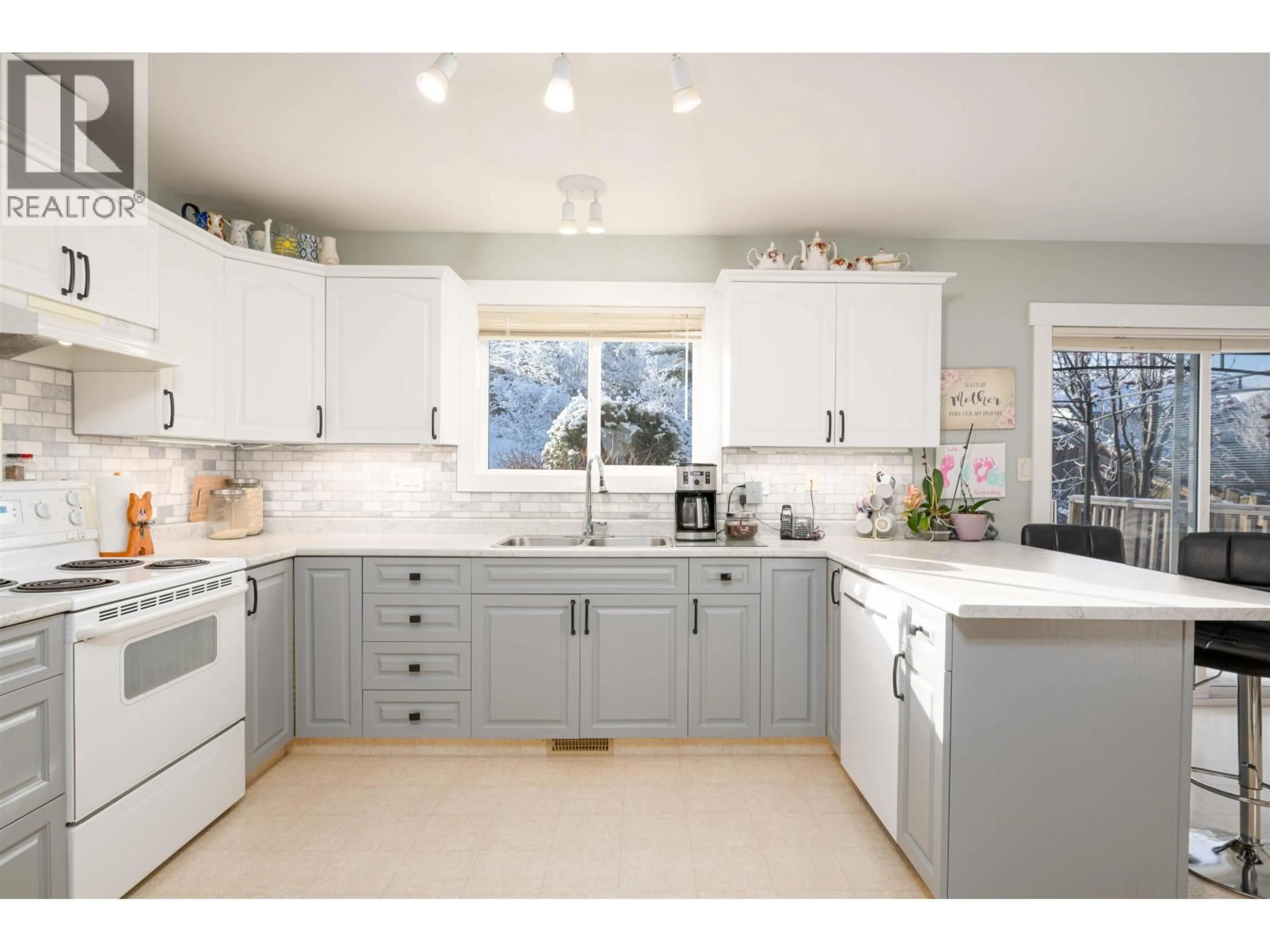 Open concept kitchen, unknown for 3053 VISTA RIDGE DRIVE, Prince George British Columbia V2N5G7