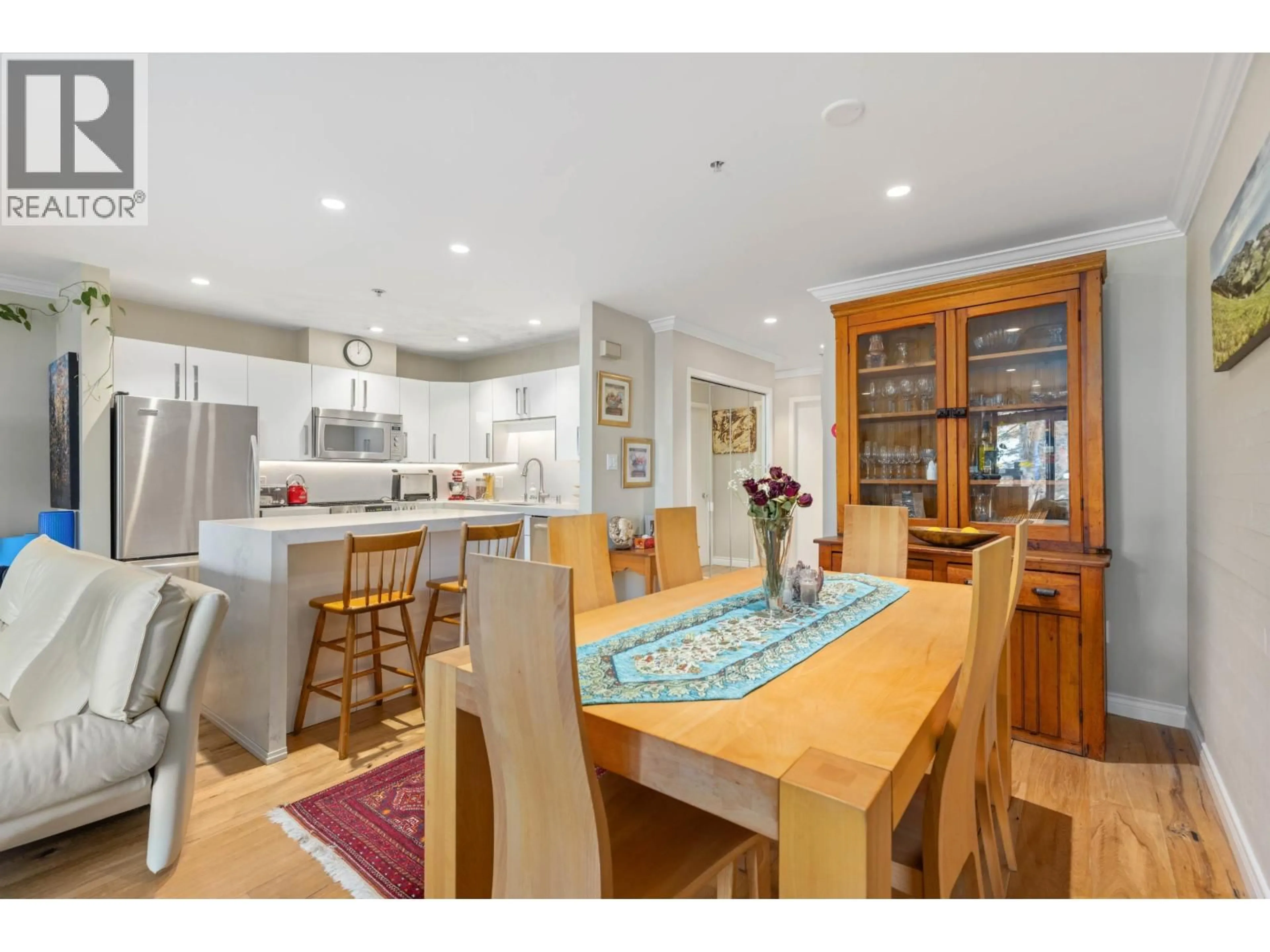 Open concept kitchen, unknown for 18 - 4637 BLACKCOMB WAY, Whistler British Columbia V8E0Y6