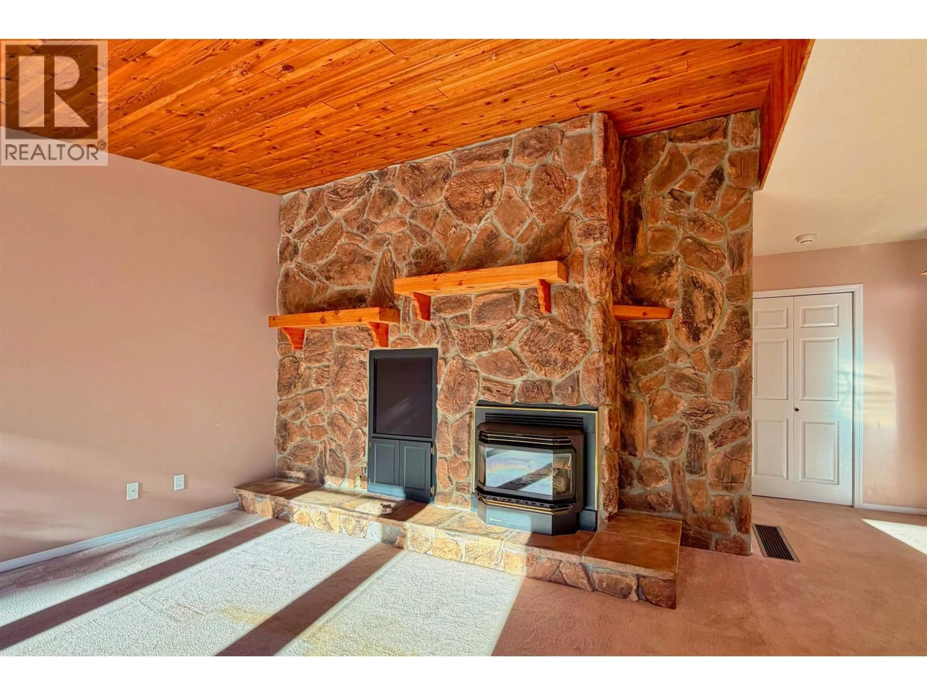 Unknown for 1711 MACGREGOR DRIVE, Williams Lake British Columbia V2G4W1