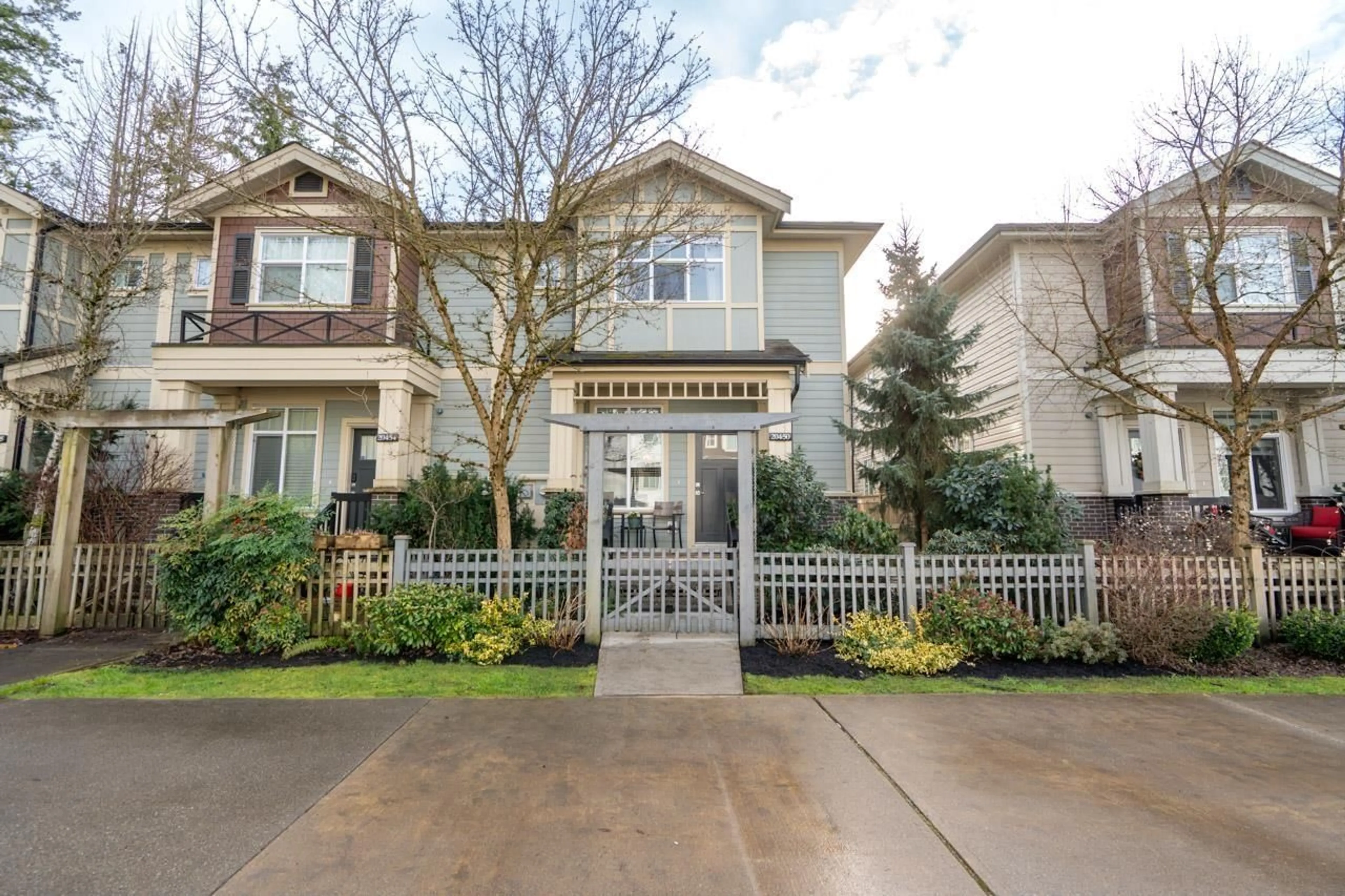 Unknown for 20450 84 AVENUE, Langley British Columbia V2Y0R6