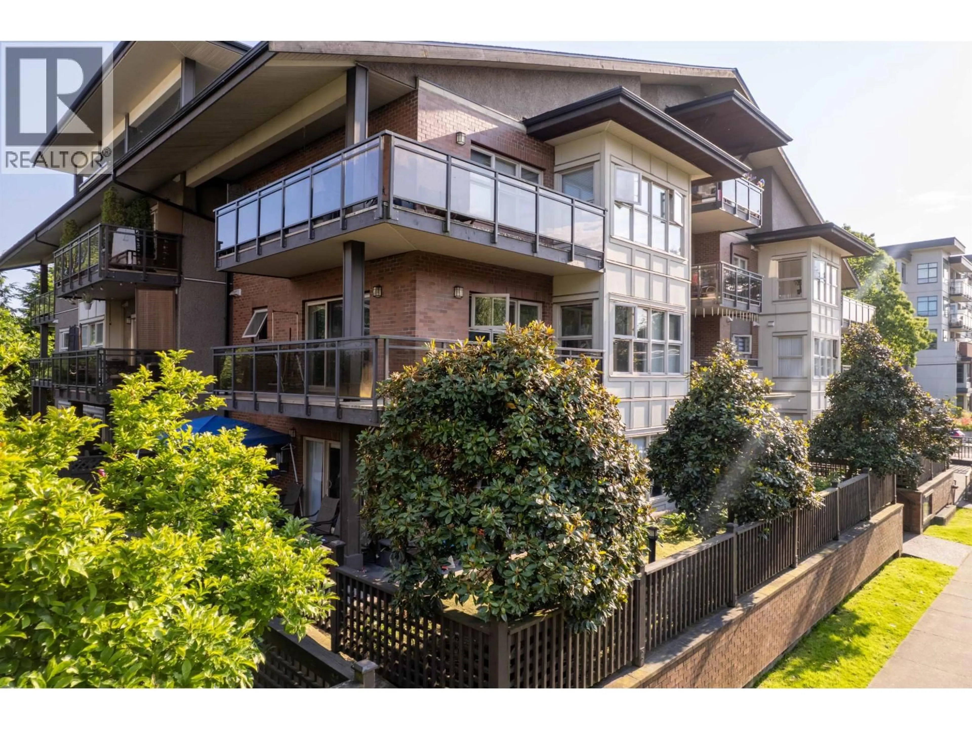 Patio, street for 103 - 1988 SUFFOLK AVENUE, Port Coquitlam British Columbia V3B1H2