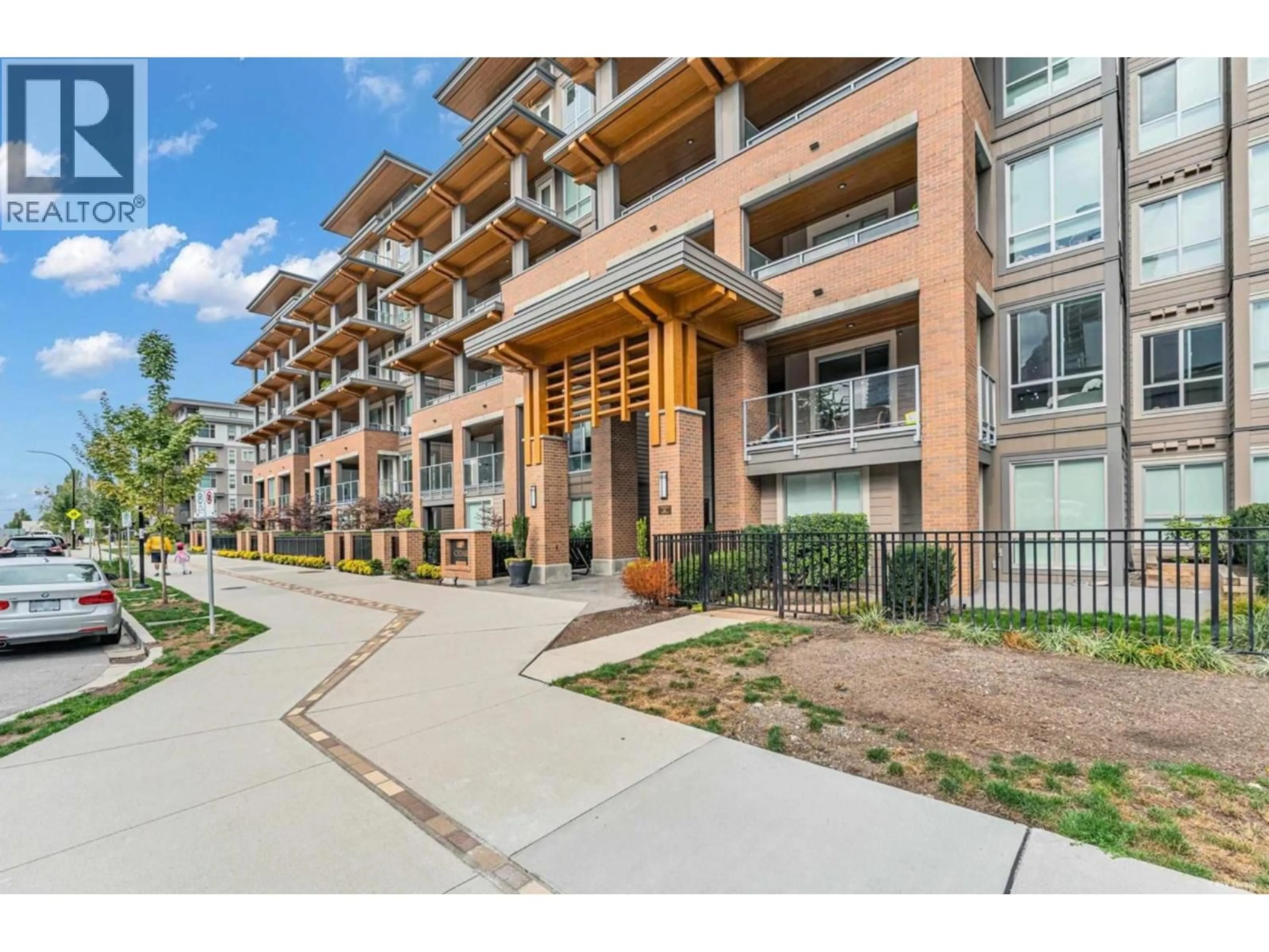 Patio, street for 322 - 7133 14TH AVENUE, Burnaby British Columbia V3N0H5