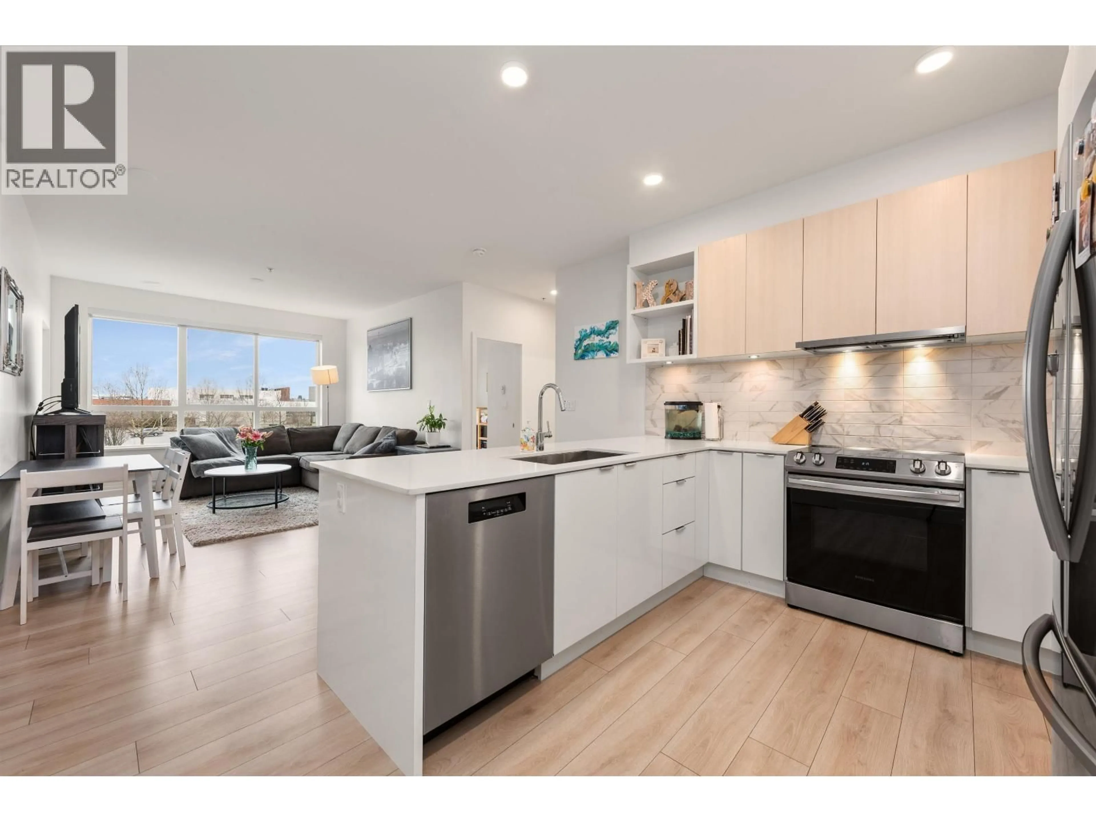 Open concept kitchen, unknown for 227 - 1792 STARLING DRIVE, Delta British Columbia V4M0E4