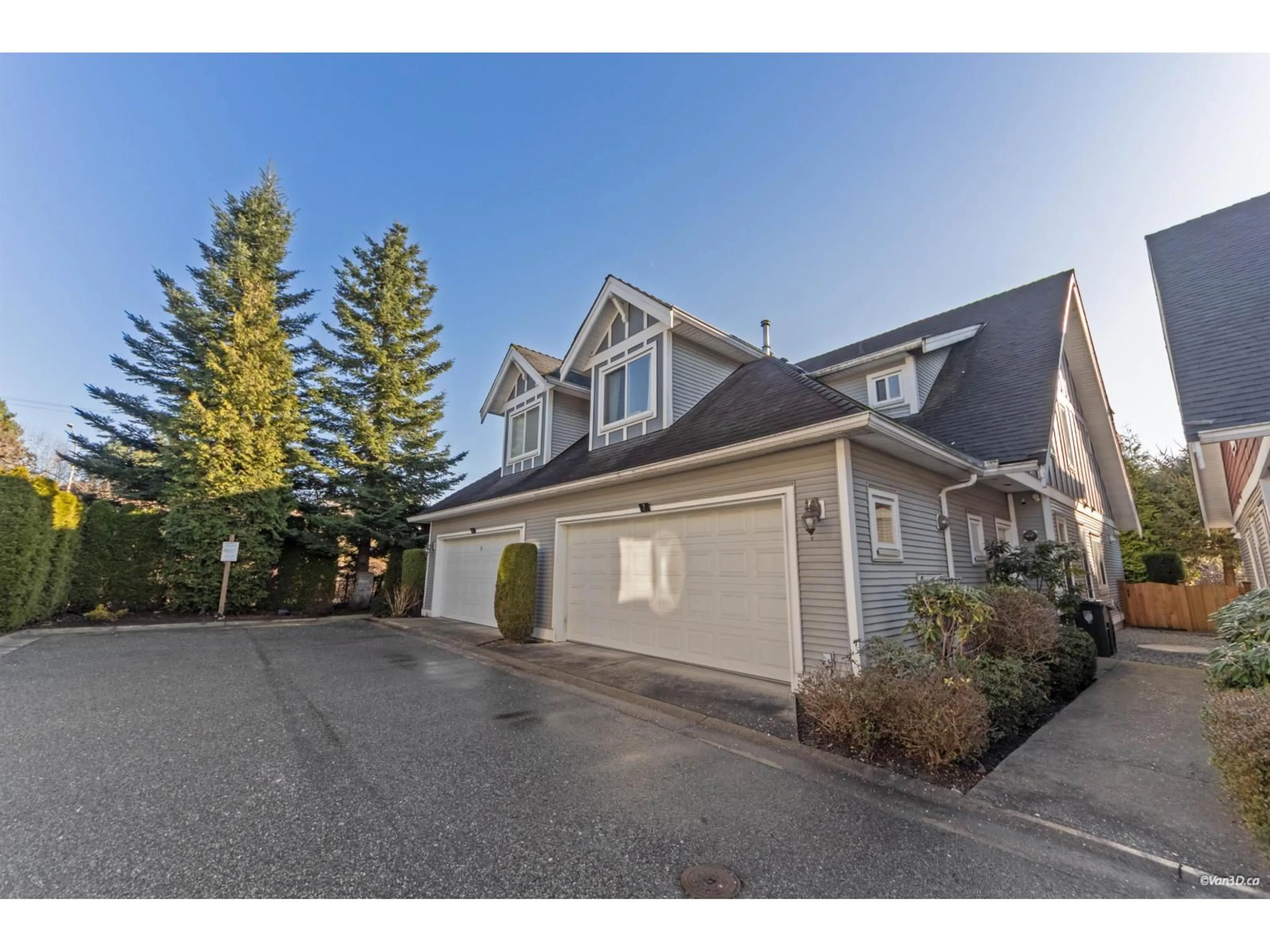 A pic from outside/outdoor area/front of a property/back of a property/a pic from drone, street for 7 - 19977 71 AVENUE, Langley British Columbia V2Y0E1