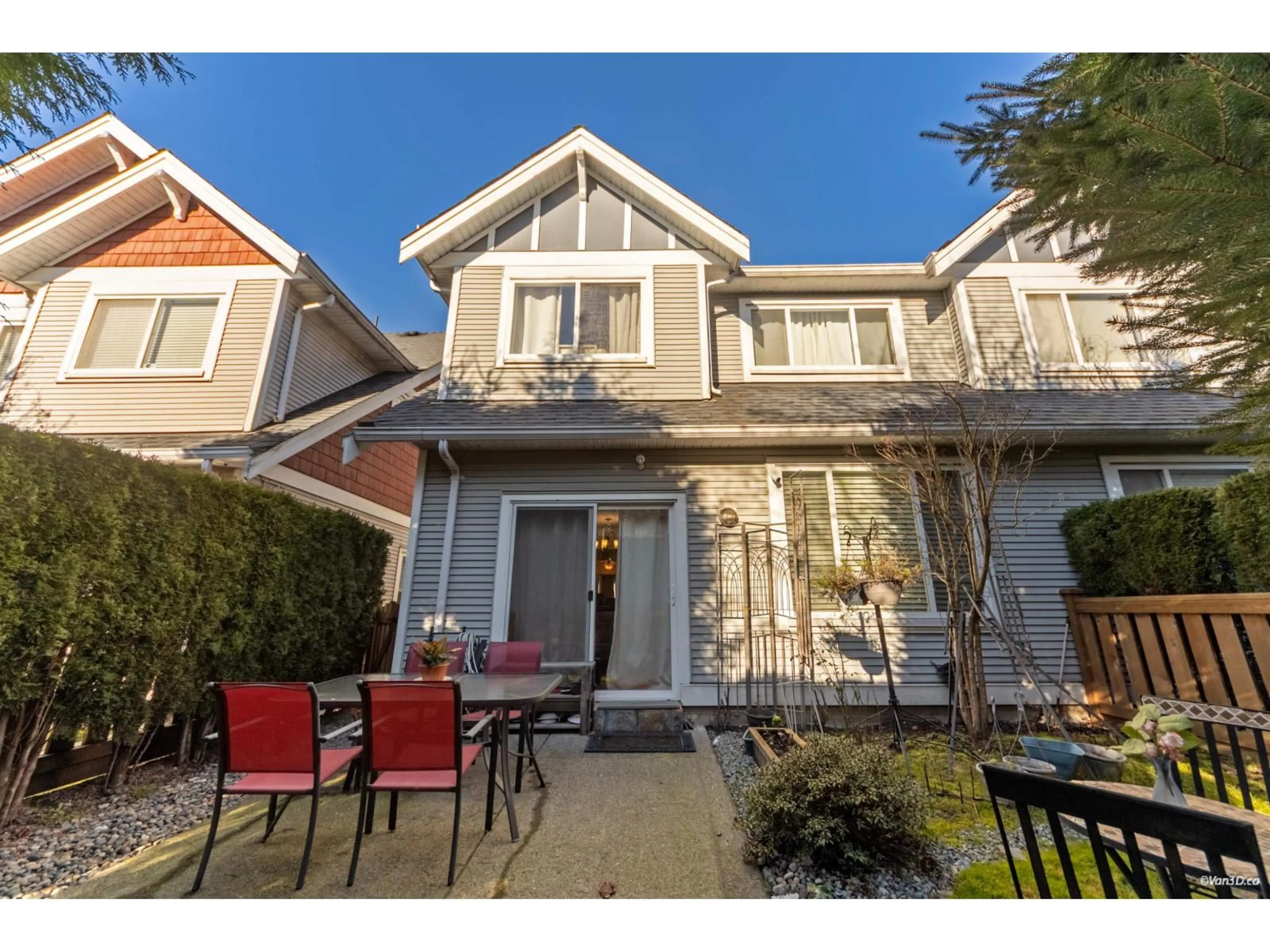 Unknown for 7 - 19977 71 AVENUE, Langley British Columbia V2Y0E1