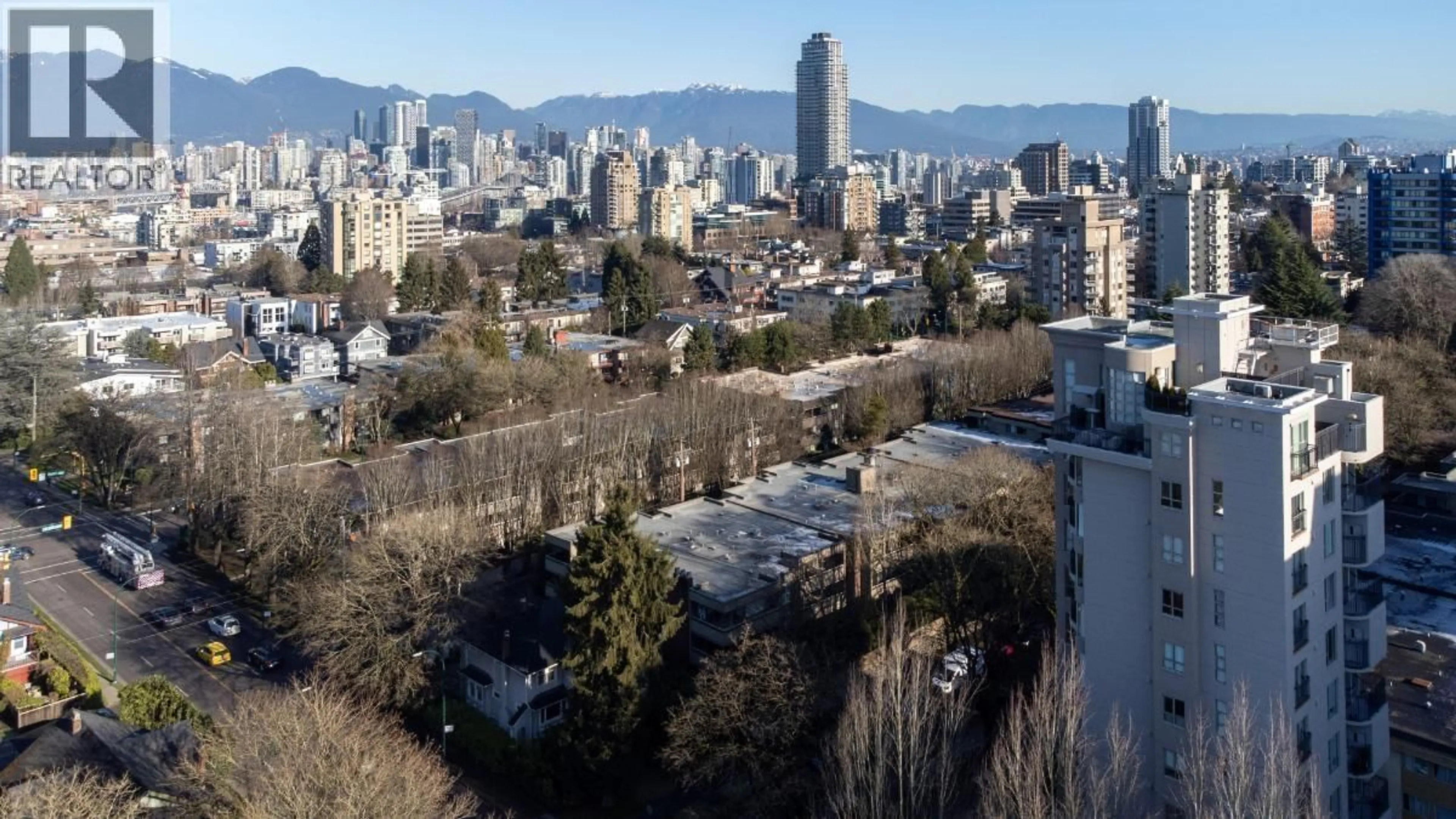 A pic from outside/outdoor area/front of a property/back of a property/a pic from drone, city buildings view from balcony for 101 - 1777 13TH AVENUE, Vancouver British Columbia V6J2H2