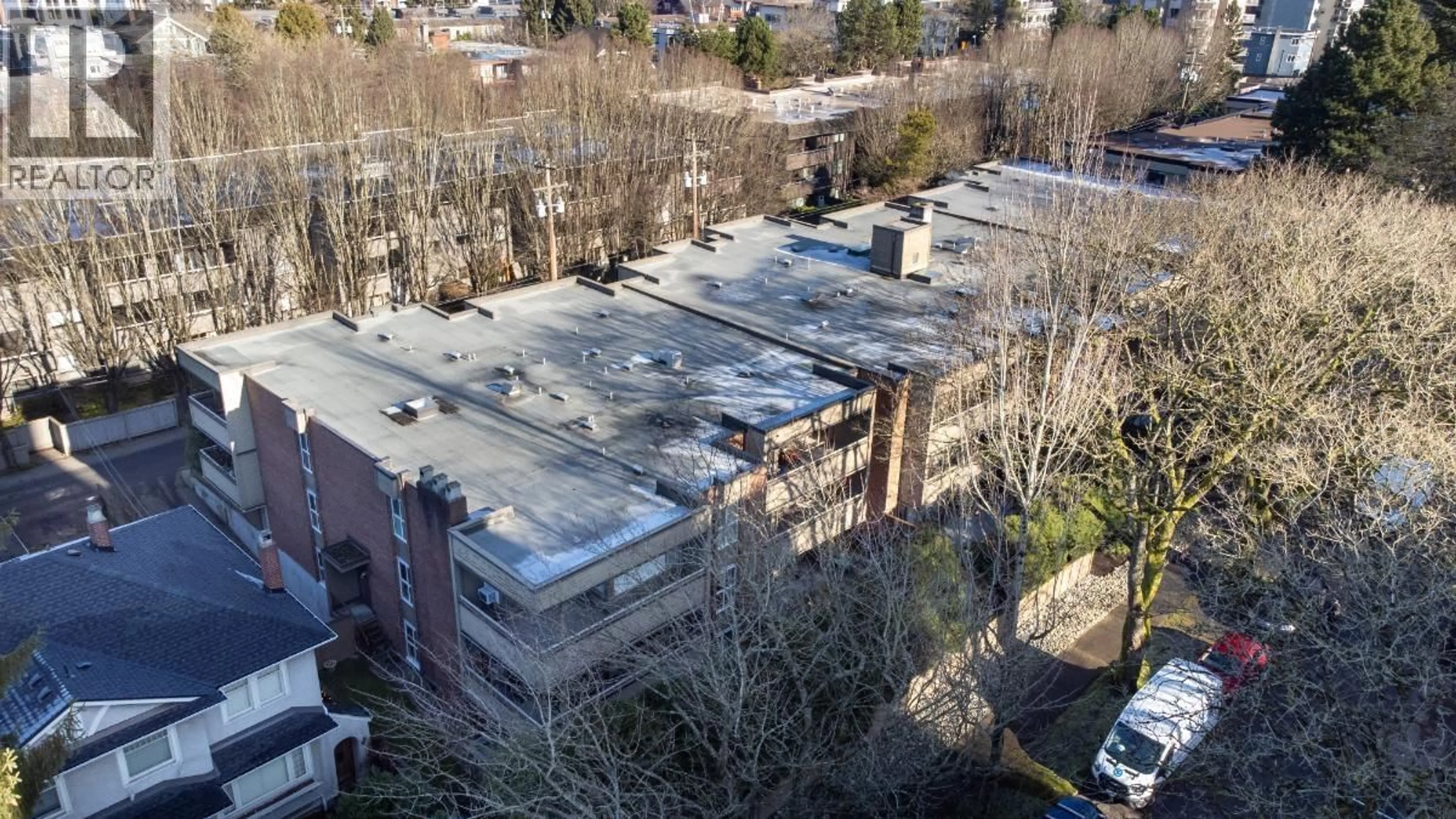 A pic from outside/outdoor area/front of a property/back of a property/a pic from drone, building for 101 - 1777 13TH AVENUE, Vancouver British Columbia V6J2H2