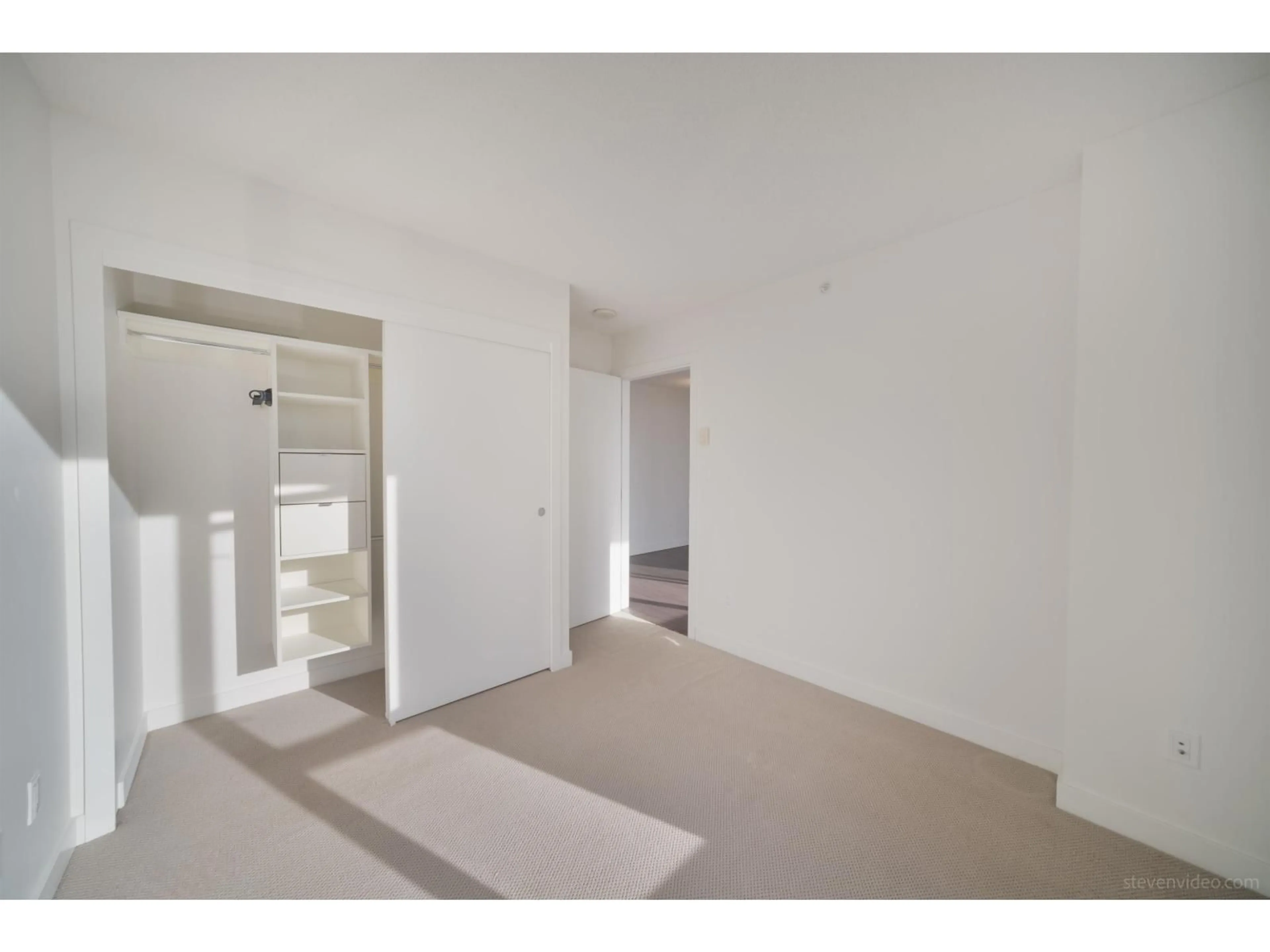 A pic of a room for 1605 - 13696 100 AVENUE, Surrey British Columbia V3T0L5