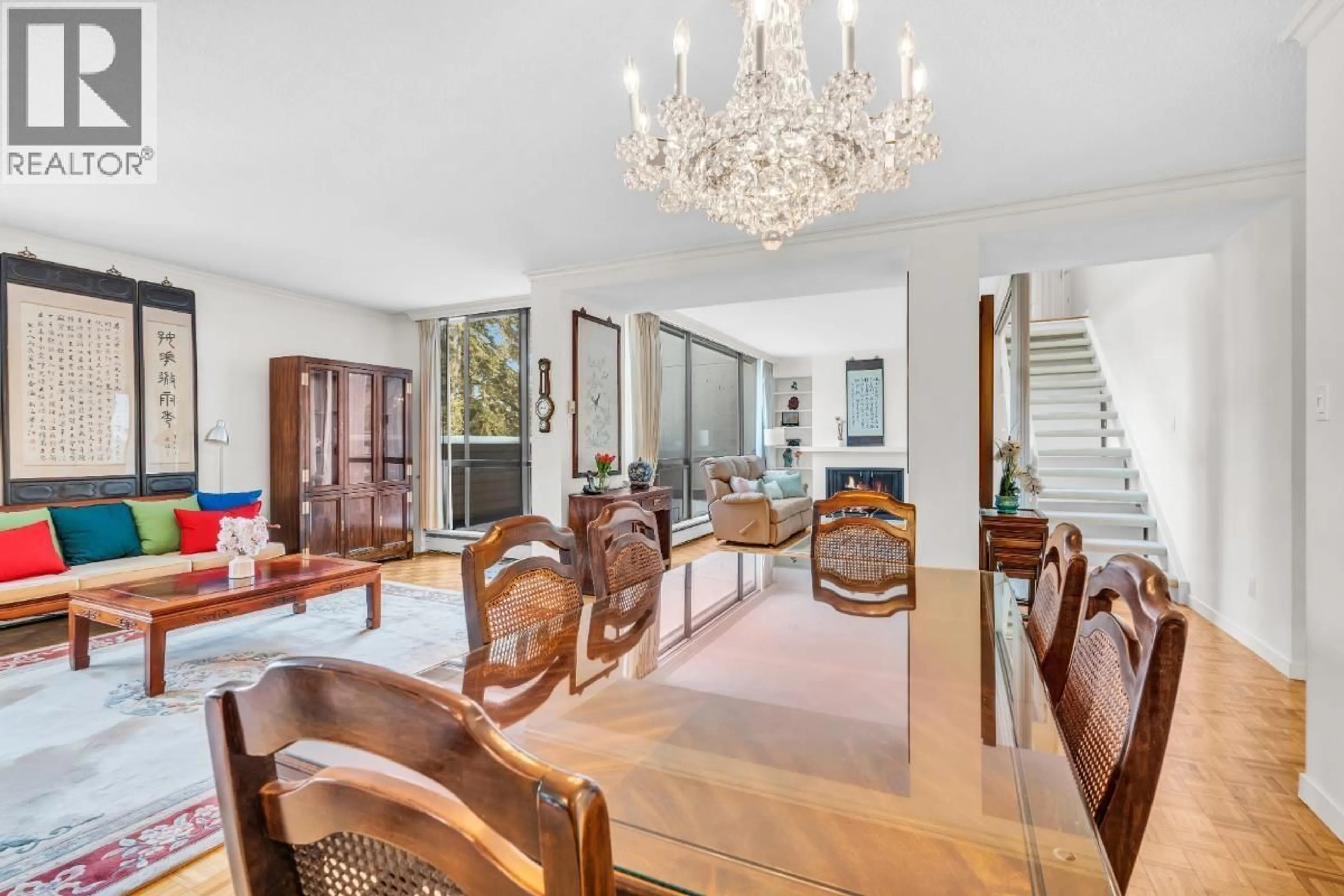 Indoor foyer for 512 - 4900 CARTIER STREET, Vancouver British Columbia V6M4H2