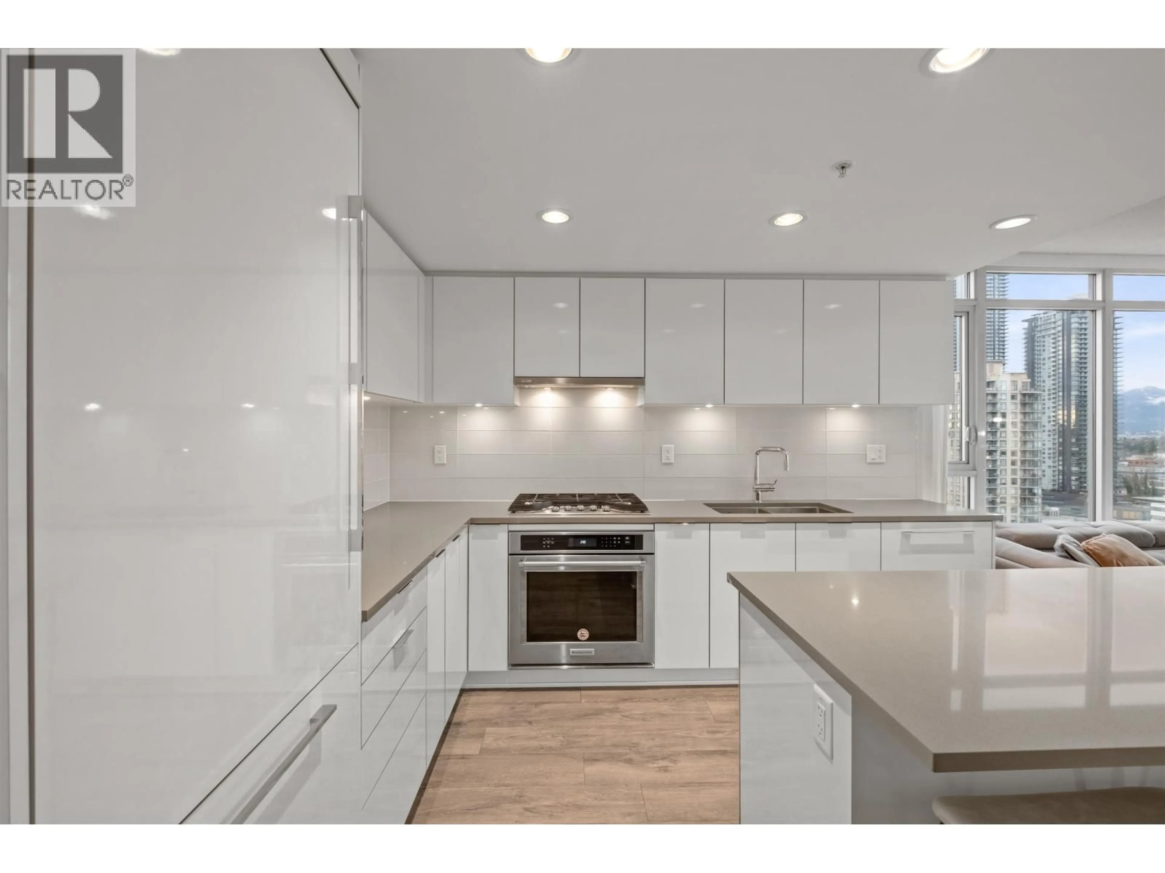 Open concept kitchen, ceramic/tile floor for 2206 - 2388 MADISON AVENUE, Burnaby British Columbia V5C0K8