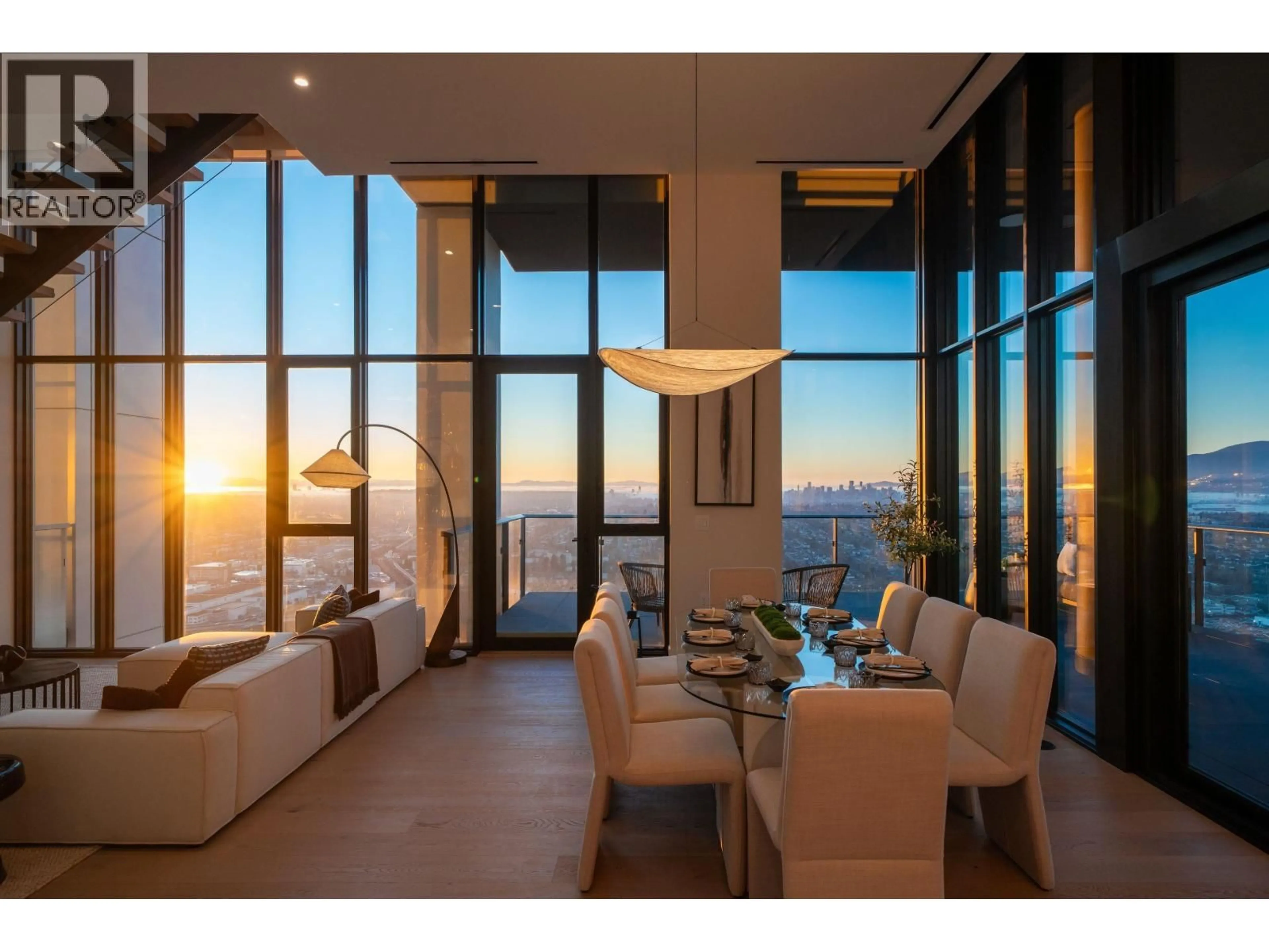 Indoor foyer for 5106 - 2186 GILMORE AVENUE, Burnaby British Columbia V5C0N7