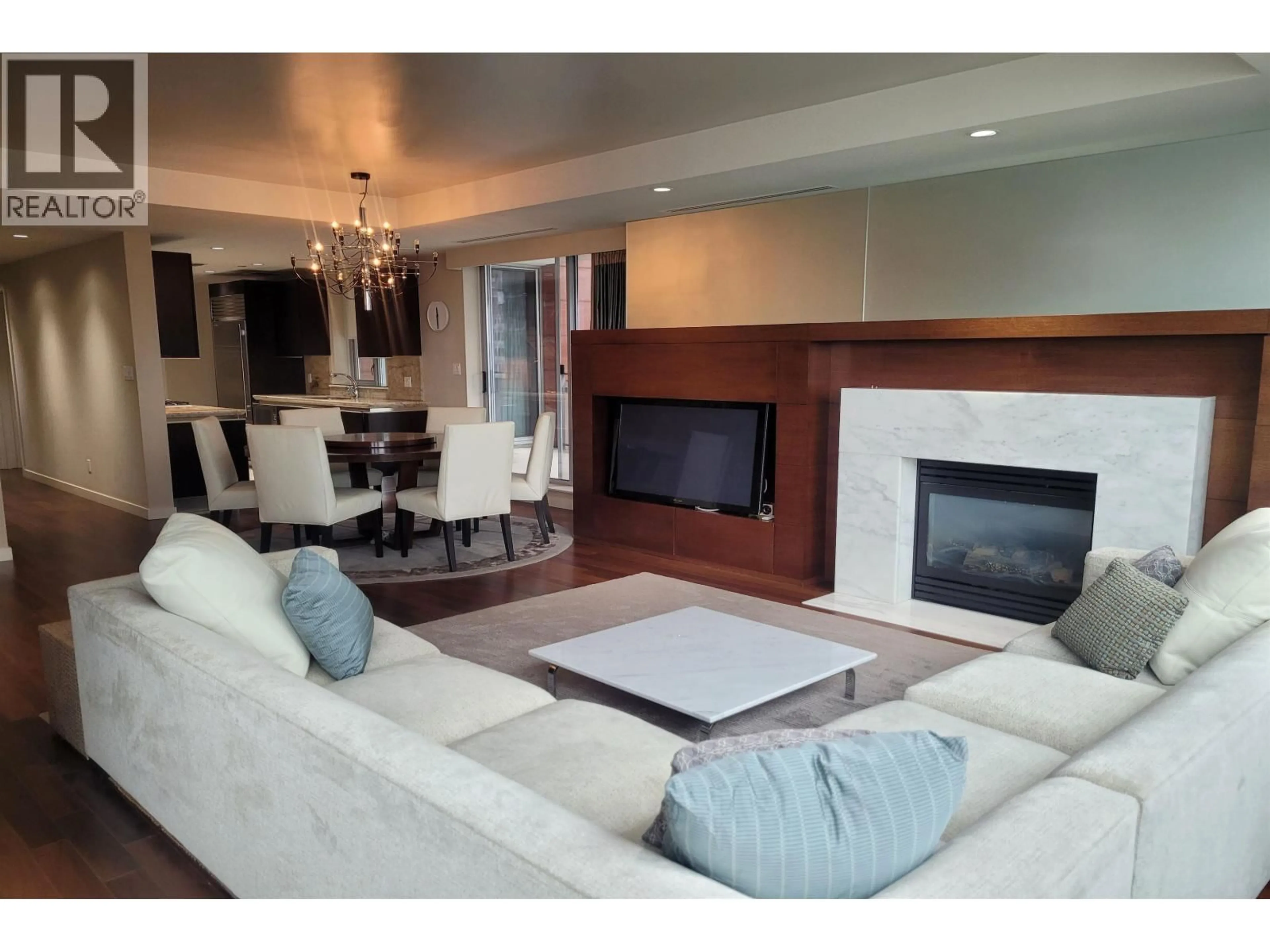 Living room with furniture, wood/laminate floor for 903 - 1169 CORDOVA STREET, Vancouver British Columbia V6C3T1