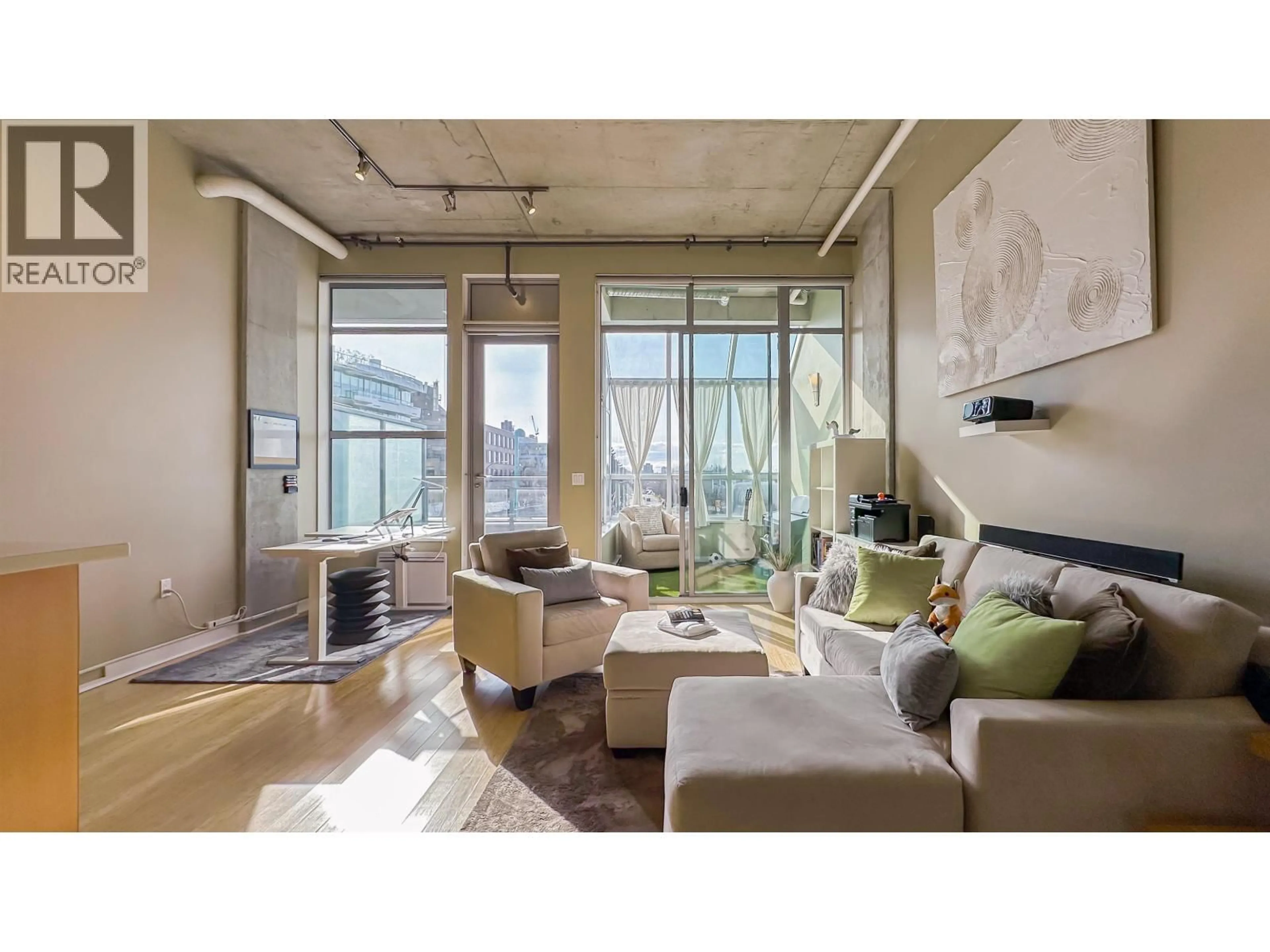 Living room with furniture, unknown for 304 - 495 6TH AVENUE, Vancouver British Columbia V5Y1L3