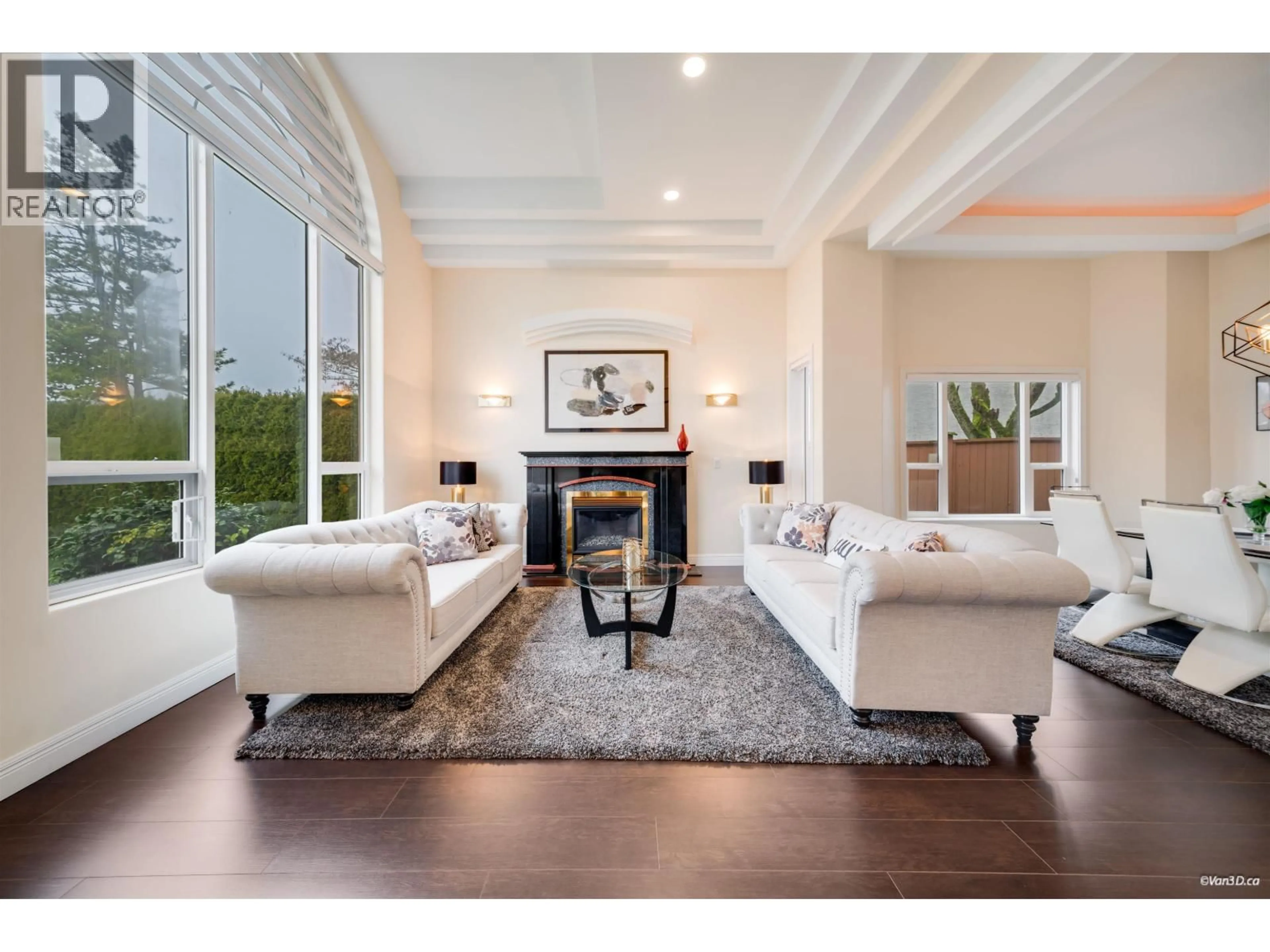 Living room with furniture, unknown for 10320 SCOTSDALE AVENUE, Richmond British Columbia V7E3V1