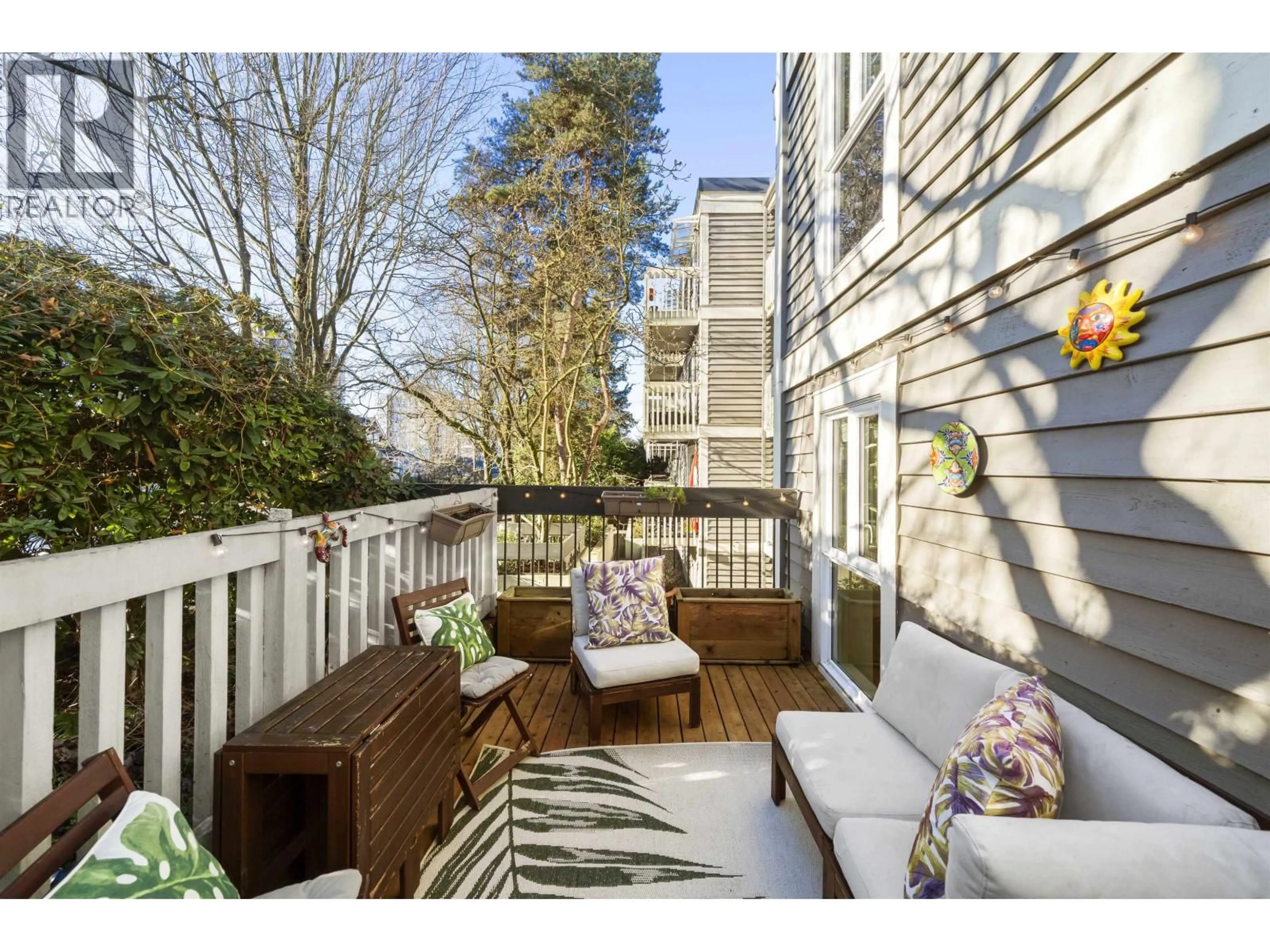 Patio, street for 114 - 1545 E 2ND AVENUE, Vancouver British Columbia V5N1C8