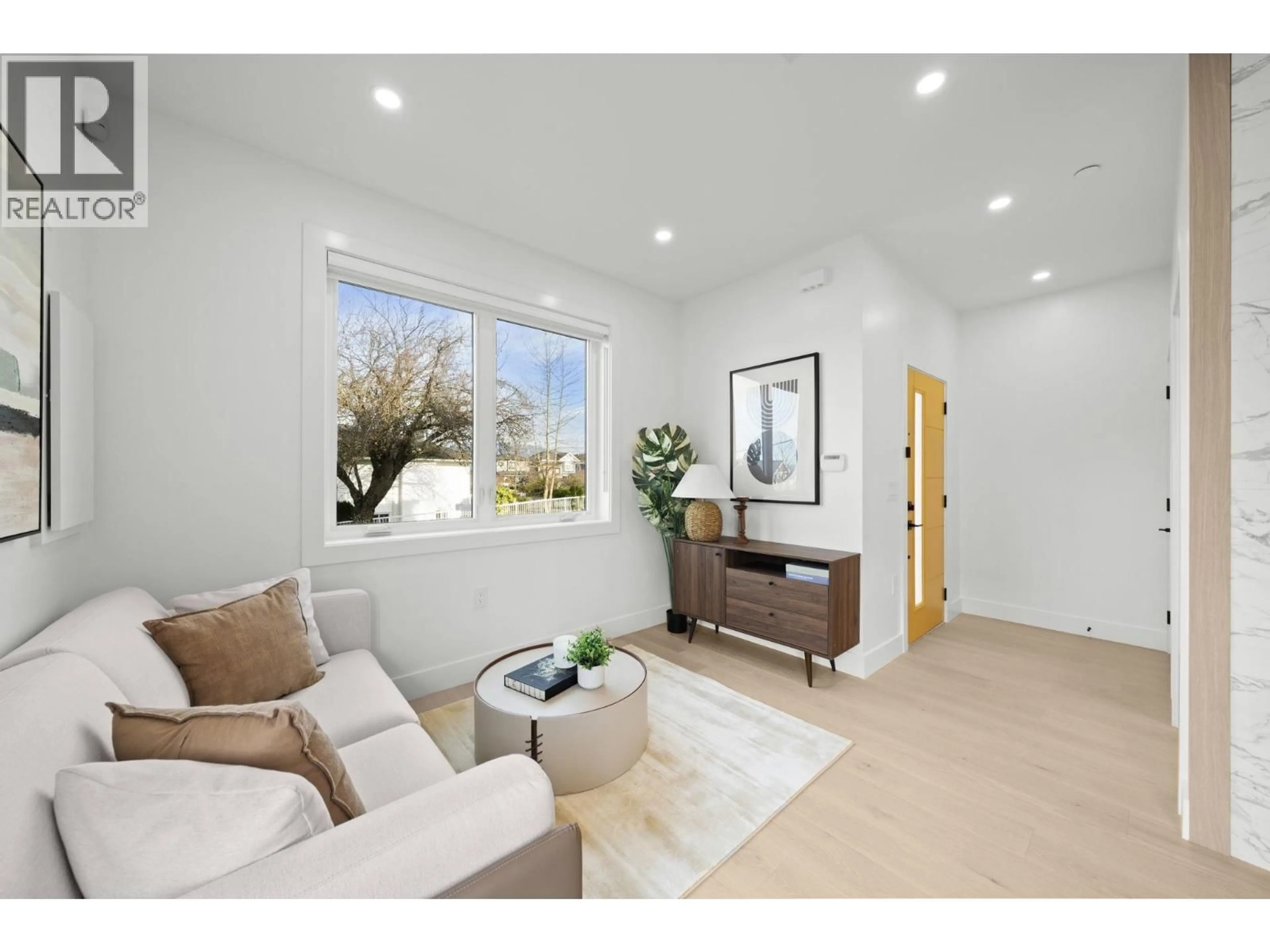 Living room with furniture, unknown for 3192 23RD AVENUE, Vancouver British Columbia V5R2G5