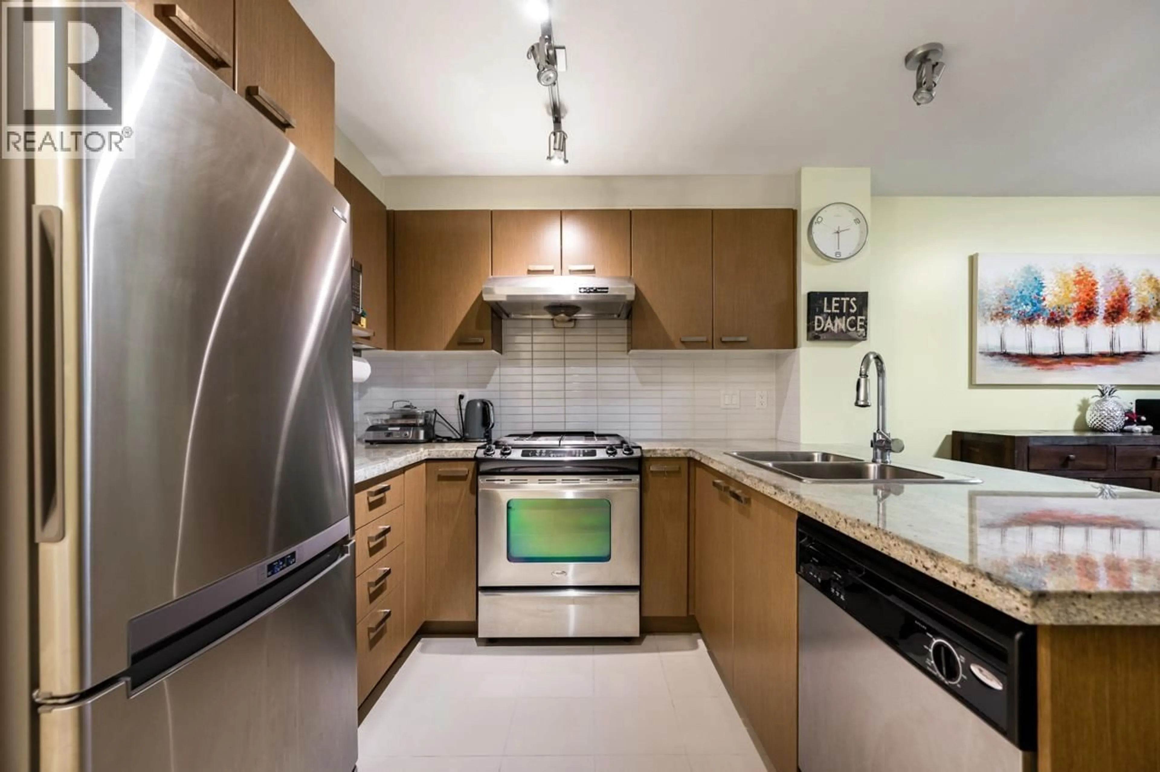 Standard kitchen, unknown for 330 - 9500 ODLIN ROAD, Richmond British Columbia V6X1C9