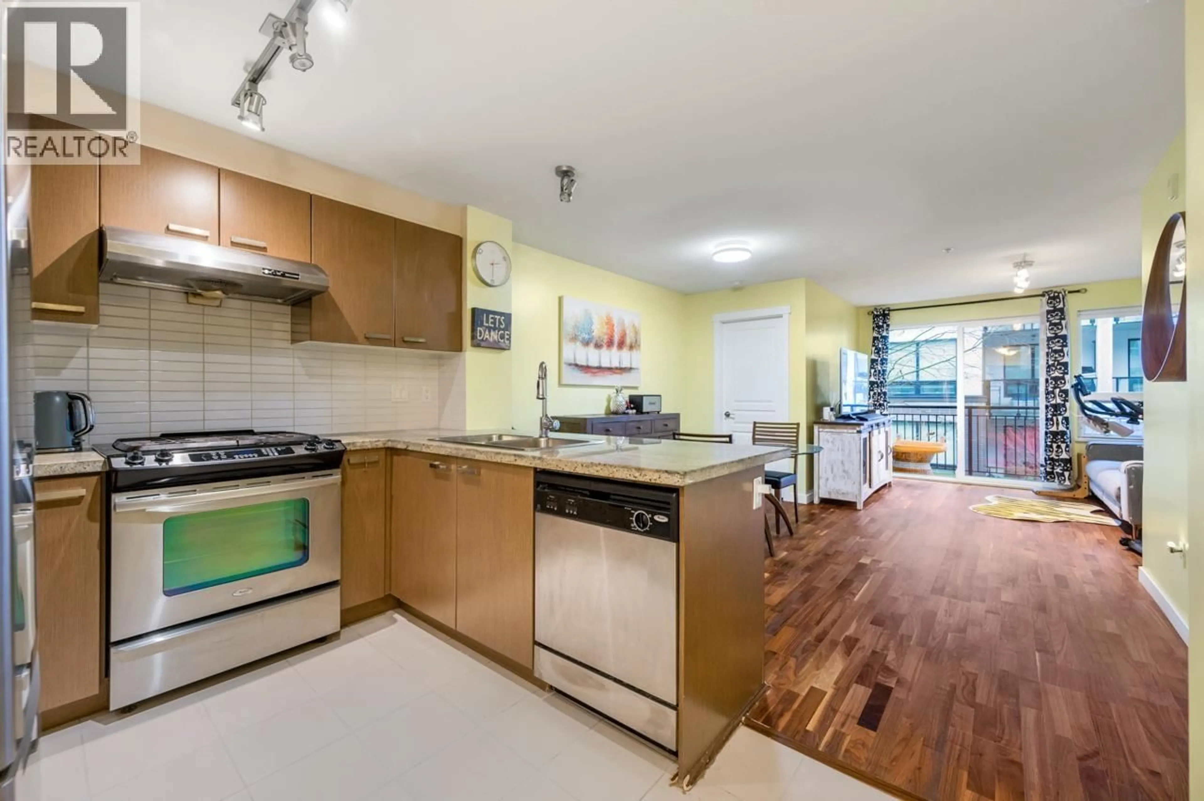 Standard kitchen, unknown for 330 - 9500 ODLIN ROAD, Richmond British Columbia V6X1C9