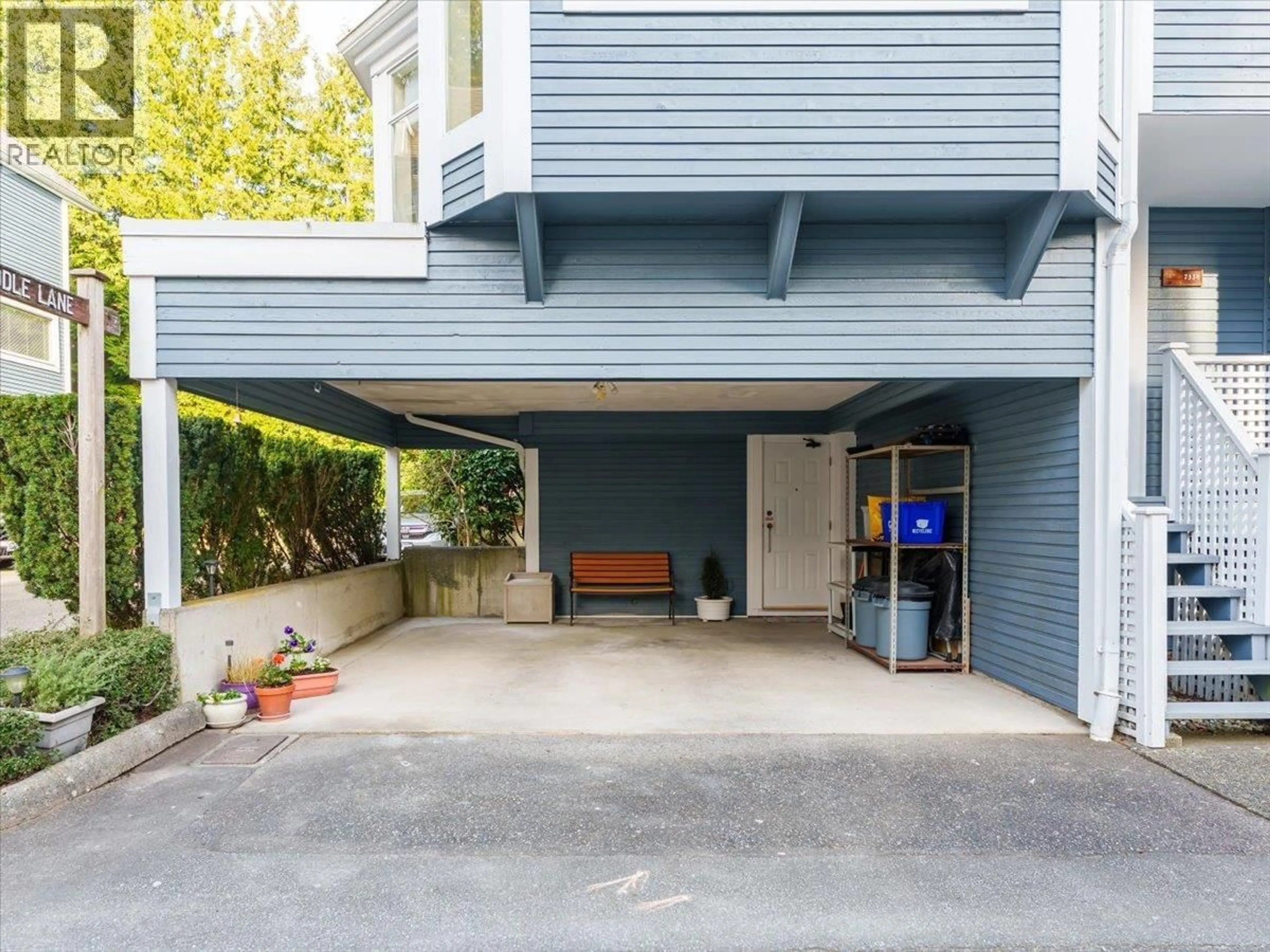 Indoor garage for 7338 FOXHOUND MEWS, Vancouver British Columbia V5S4L5