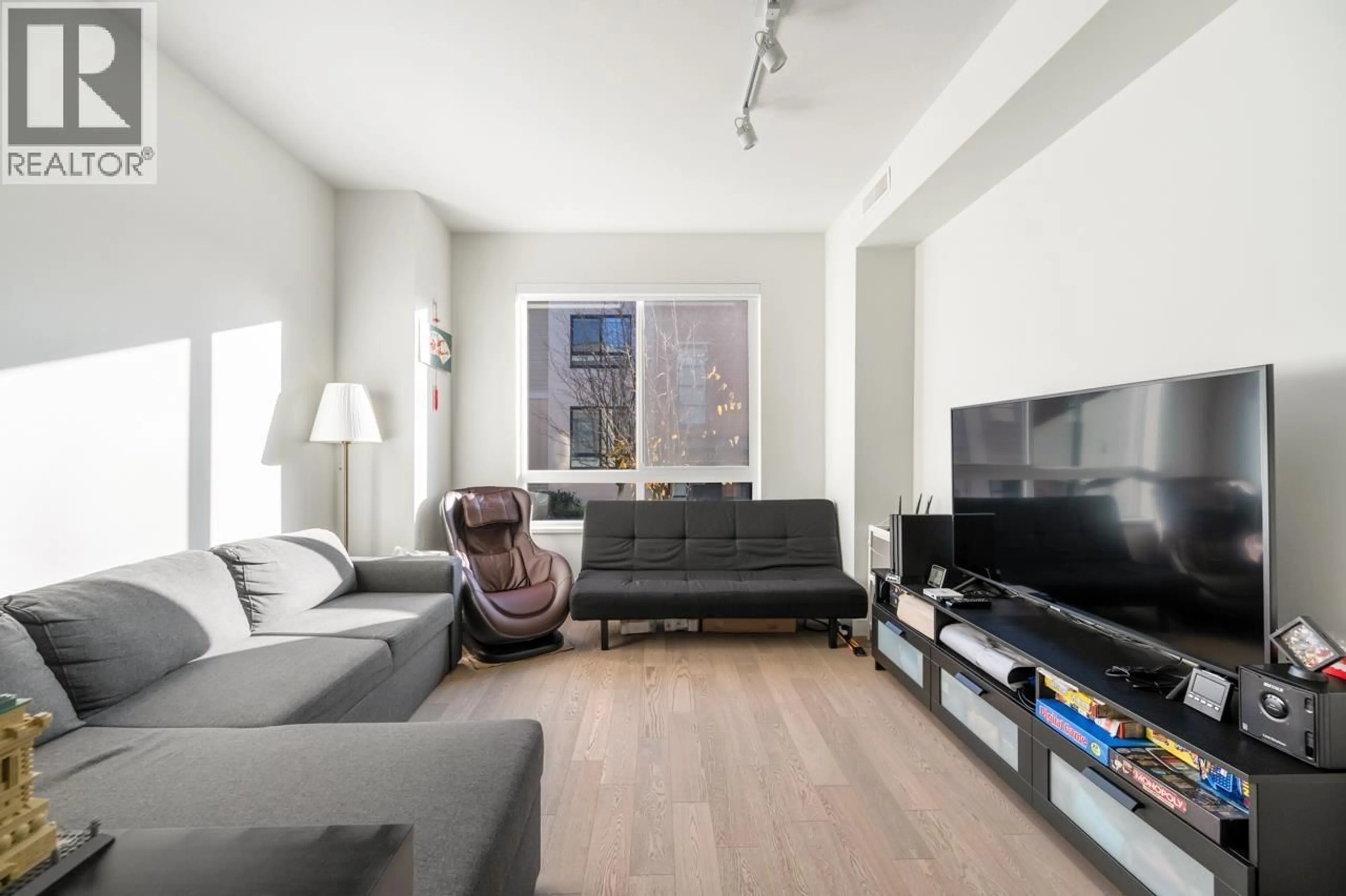 Living room with furniture, unknown for 27 - 10233 RIVER DRIVE, Richmond British Columbia V6X1Z2