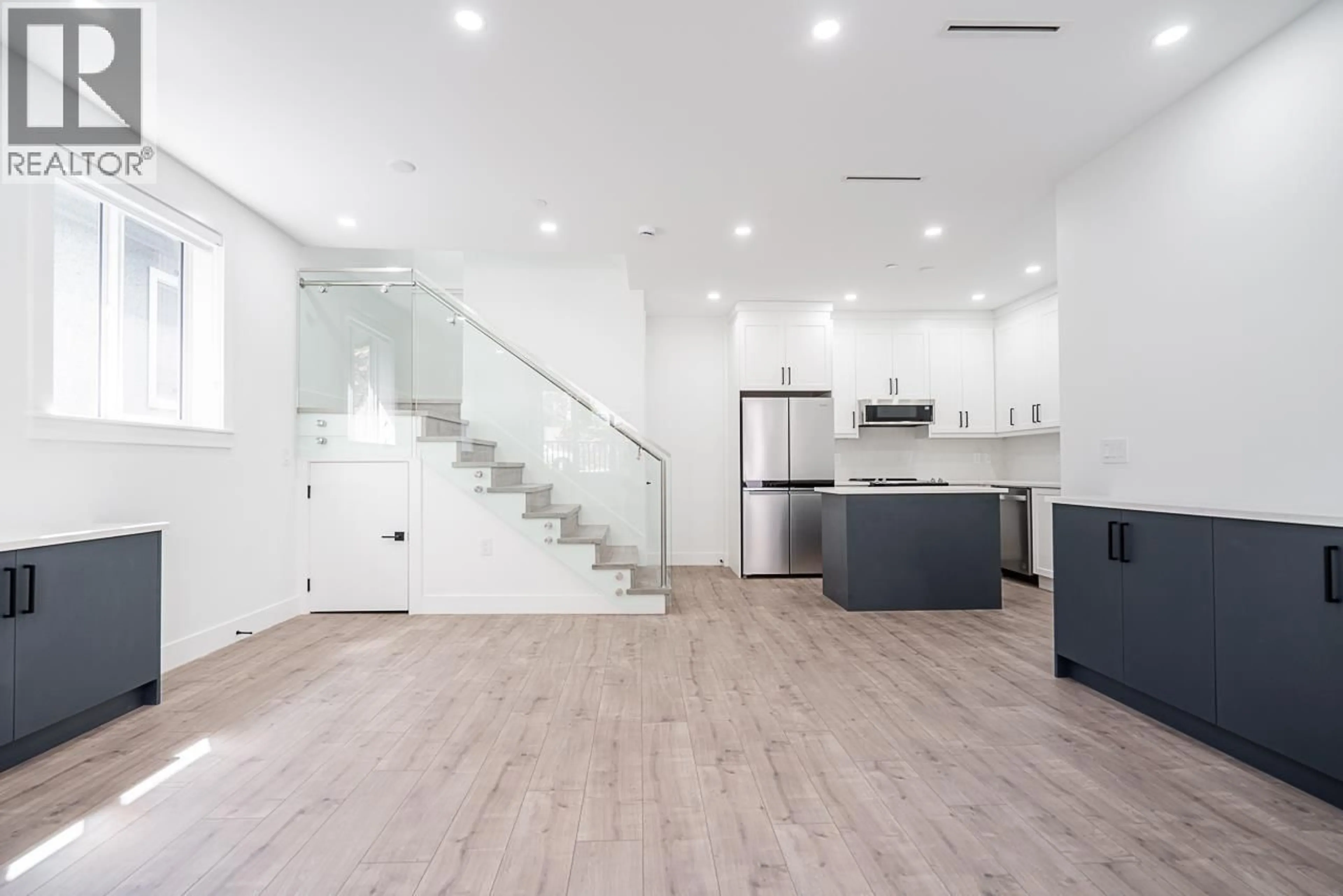 Open concept kitchen, unknown for 2972 7TH AVENUE, Vancouver British Columbia V5M1V3