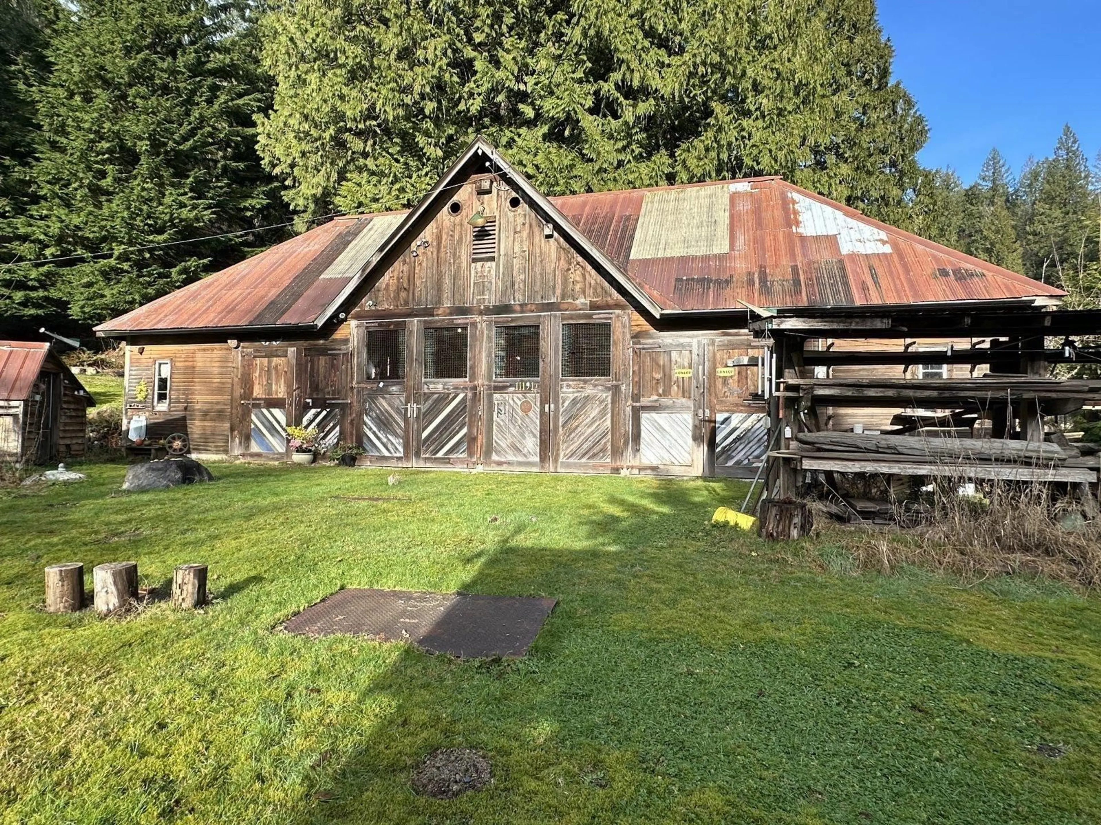 Shed for 11191 STAVE LAKE ROAD, Mission British Columbia V2V4J1