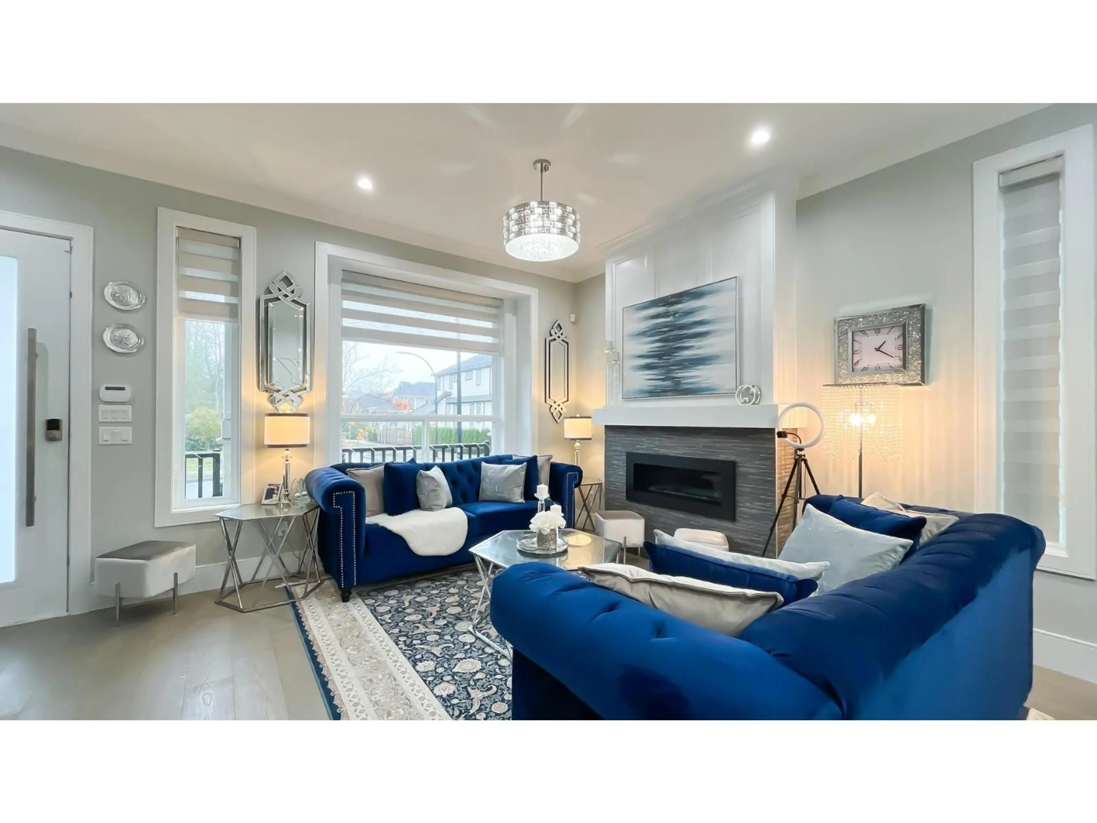 Living room with furniture, unknown for 58 172 STREET, Surrey British Columbia V3Z9R2