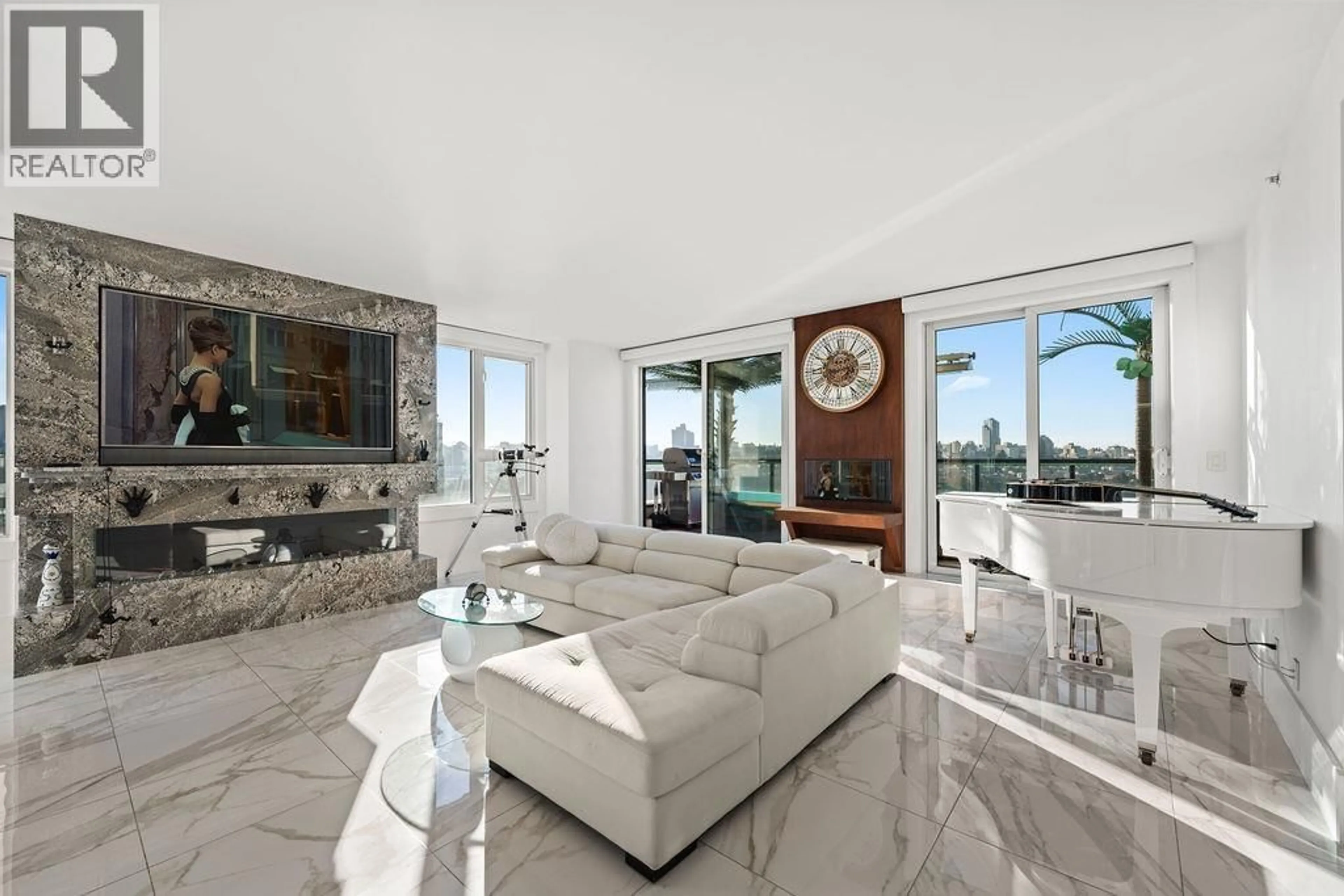 Living room with furniture, ceramic/tile floor for 19A - 199 DRAKE STREET, Vancouver British Columbia V6Z2T9