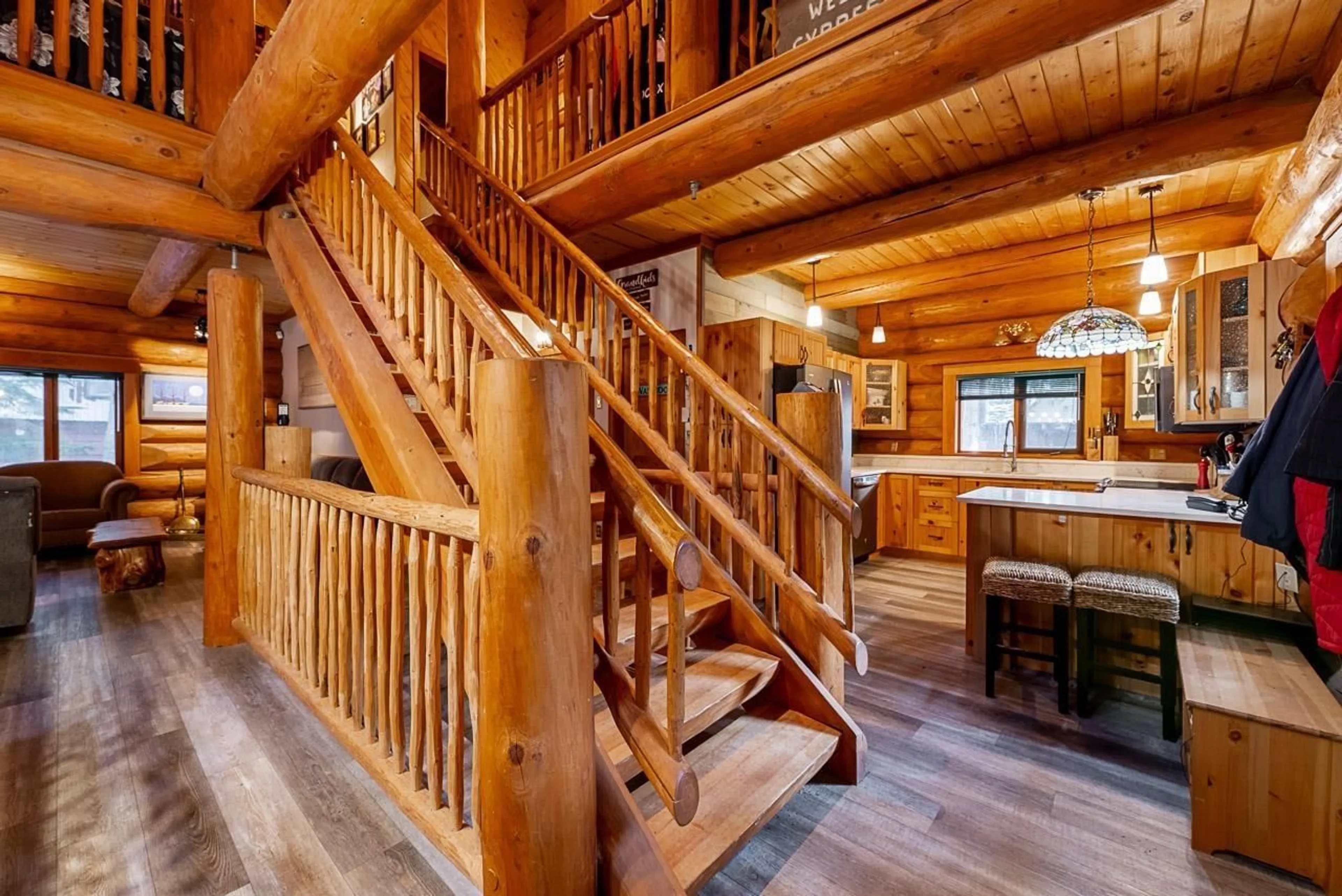 Indoor foyer for 71692 CONE COURT, Sunshine Valley British Columbia V0X1L5