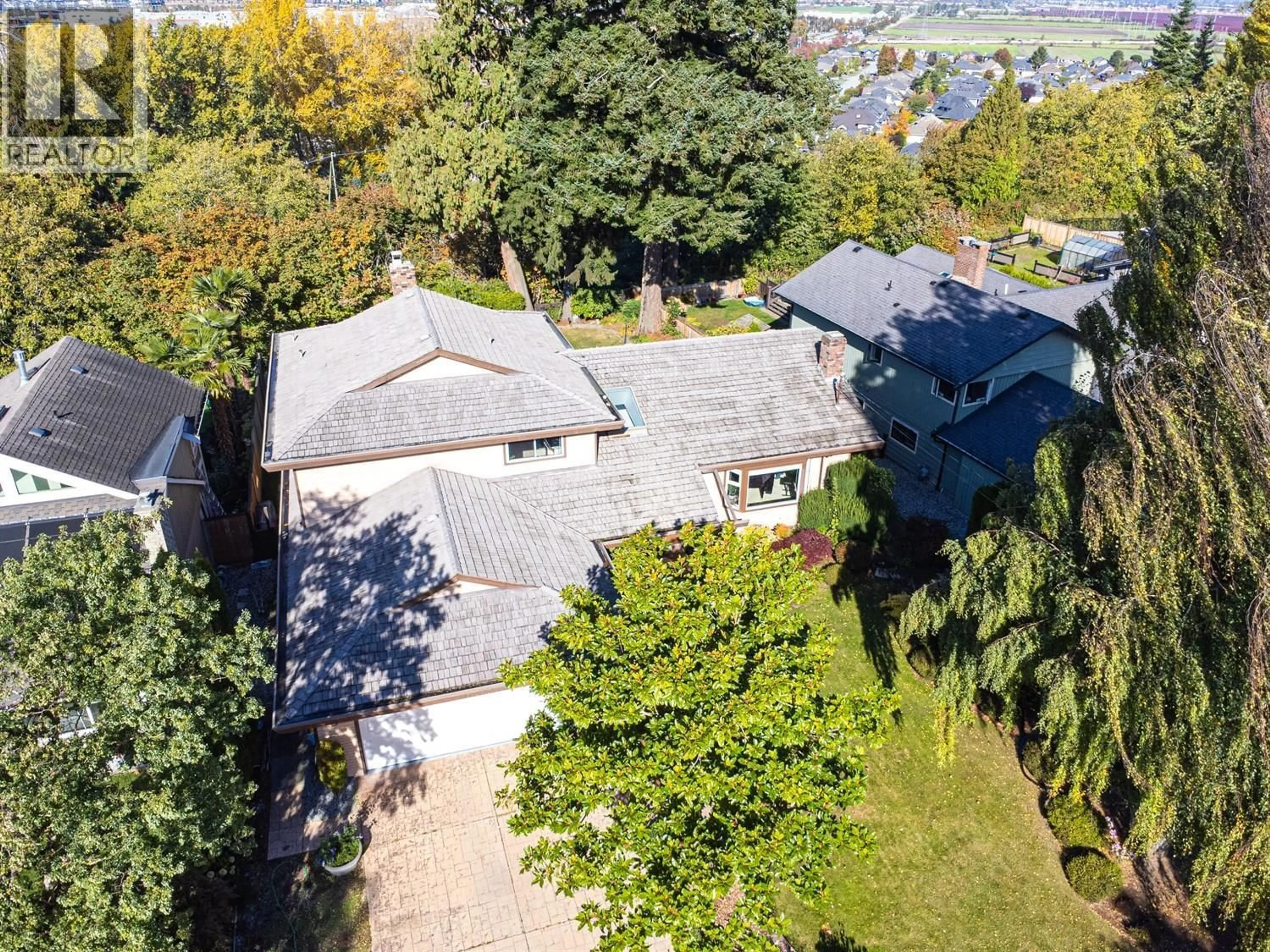A pic from outside/outdoor area/front of a property/back of a property/a pic from drone, street for 5243 UPLAND DRIVE, Delta British Columbia V4M2G3