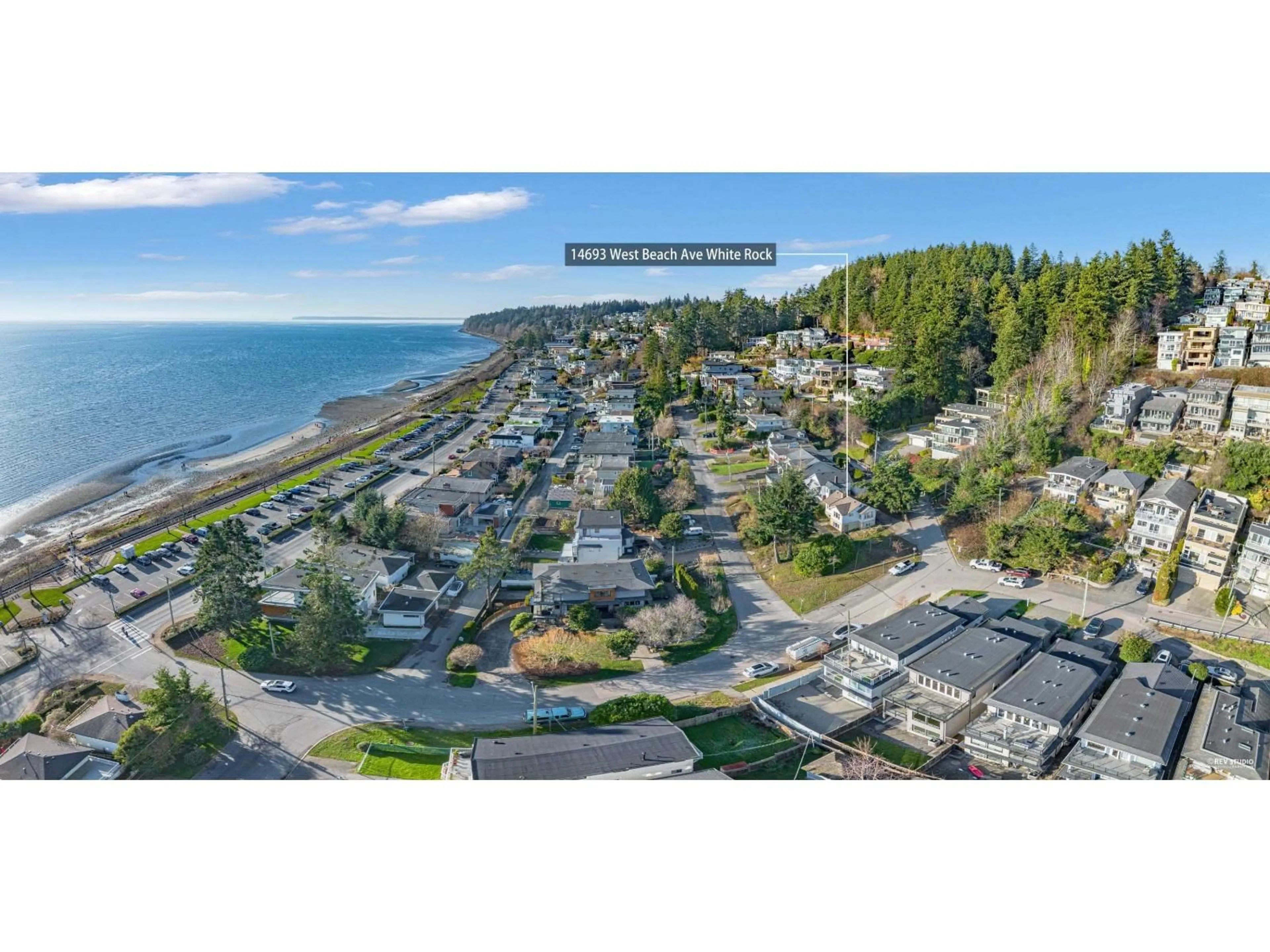 A pic from outside/outdoor area/front of a property/back of a property/a pic from drone, unknown for 14693 WEST BEACH AVENUE, White Rock British Columbia V4B2T9