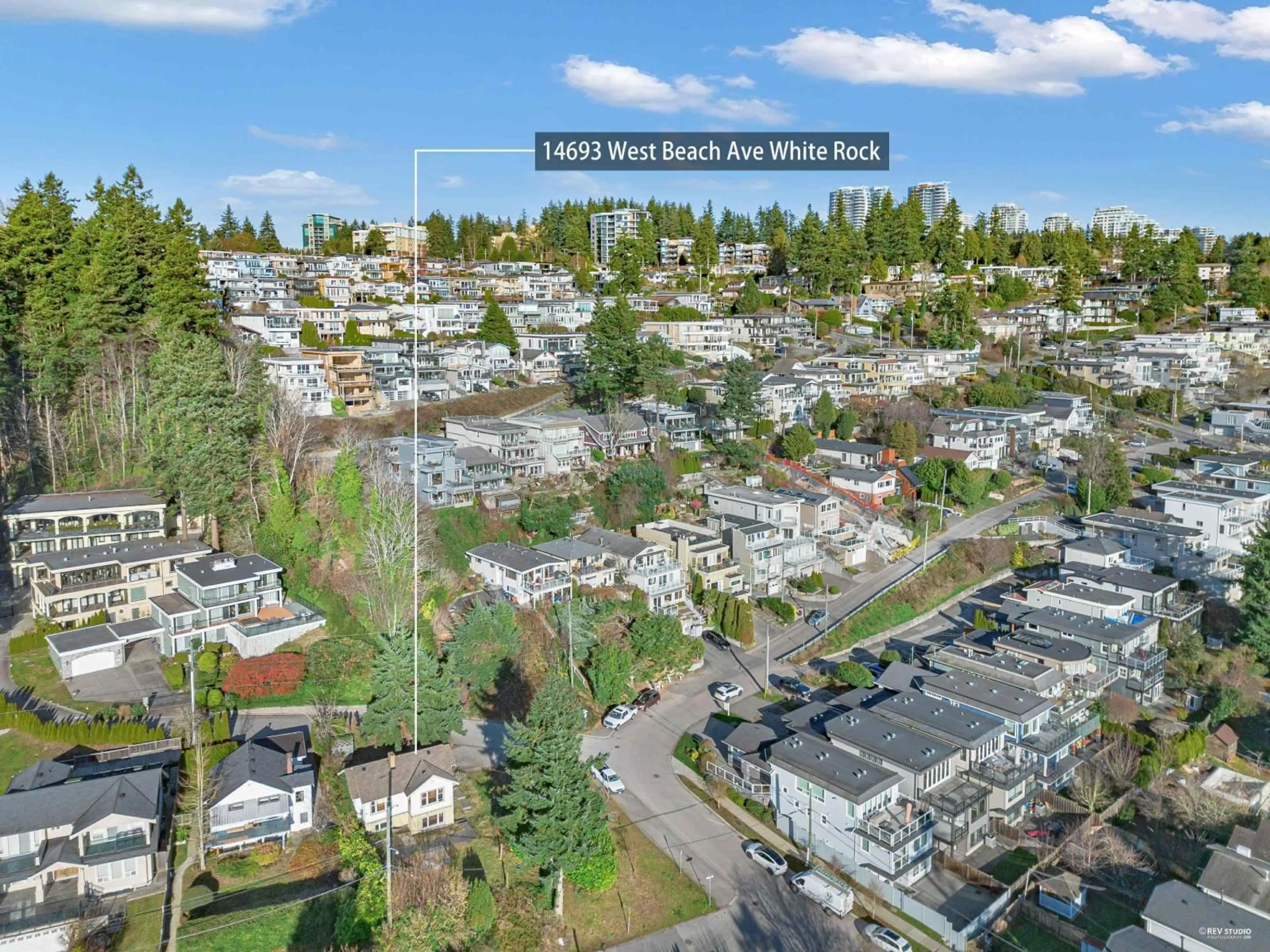 A pic from outside/outdoor area/front of a property/back of a property/a pic from drone, street for 14693 WEST BEACH AVENUE, White Rock British Columbia V4B2T9