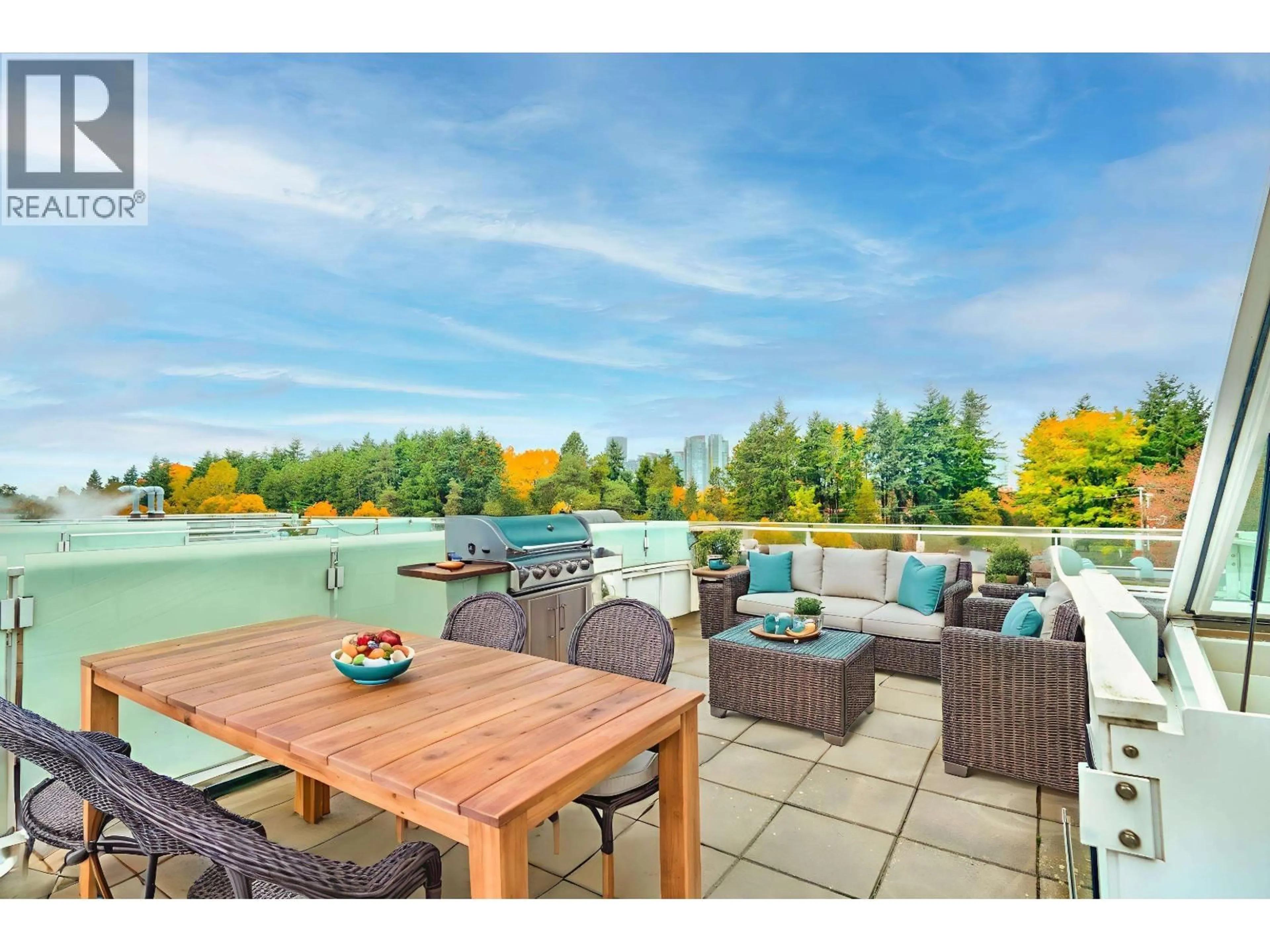 Patio, water/lake/river/ocean view for 2222 WILLOW STREET, Vancouver British Columbia V5Z0C8