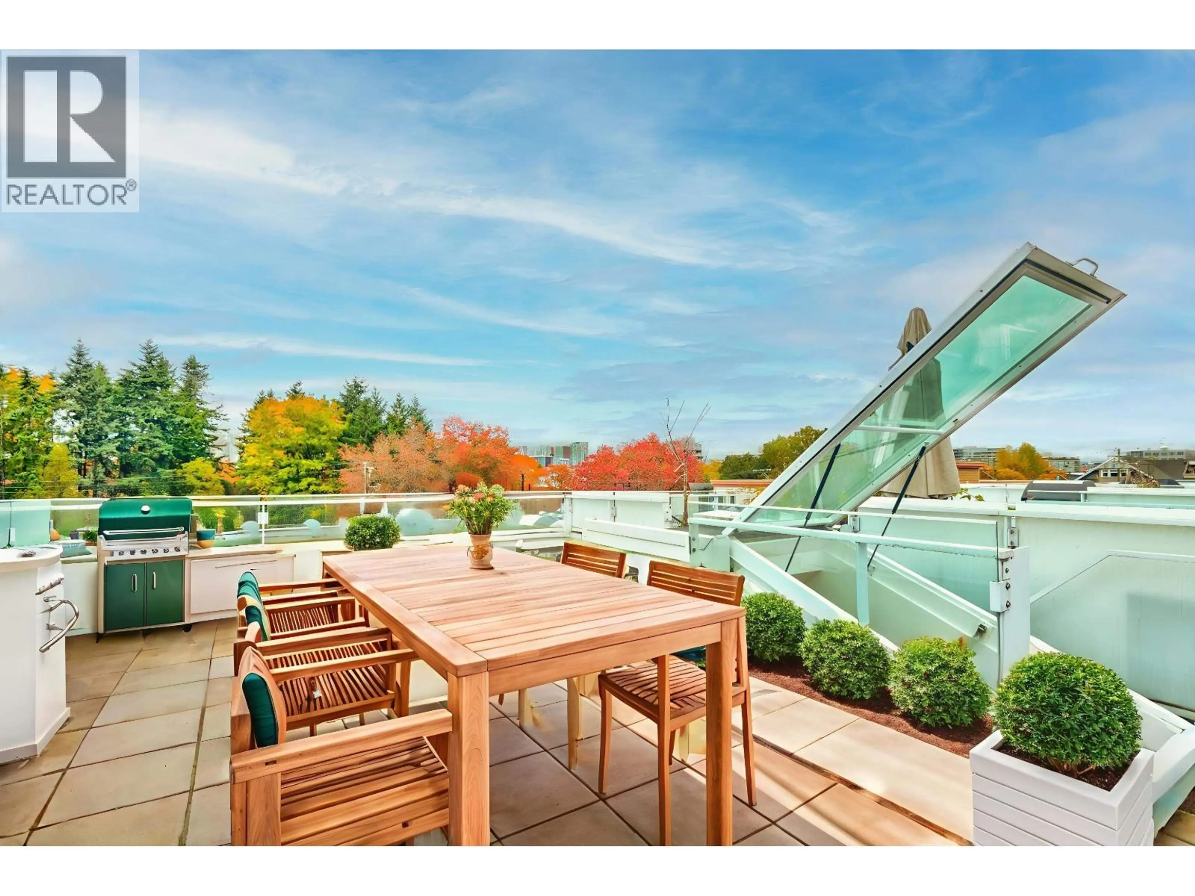 Patio, water/lake/river/ocean view for 2222 WILLOW STREET, Vancouver British Columbia V5Z0C8