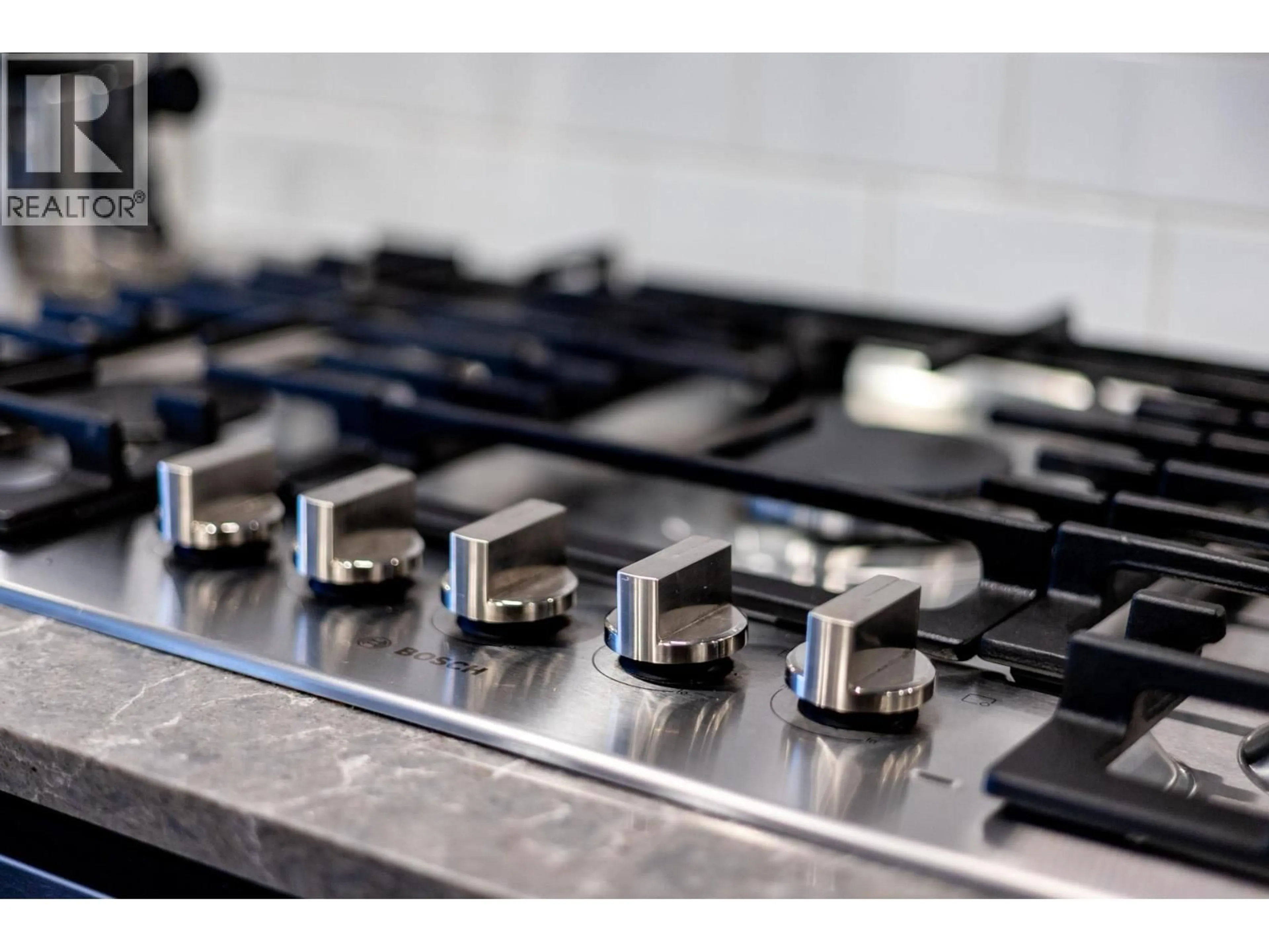 Kitchen with laundary machines, unknown for 524 - 55 KLAHANIE DRIVE, Port Moody British Columbia V3H0M9