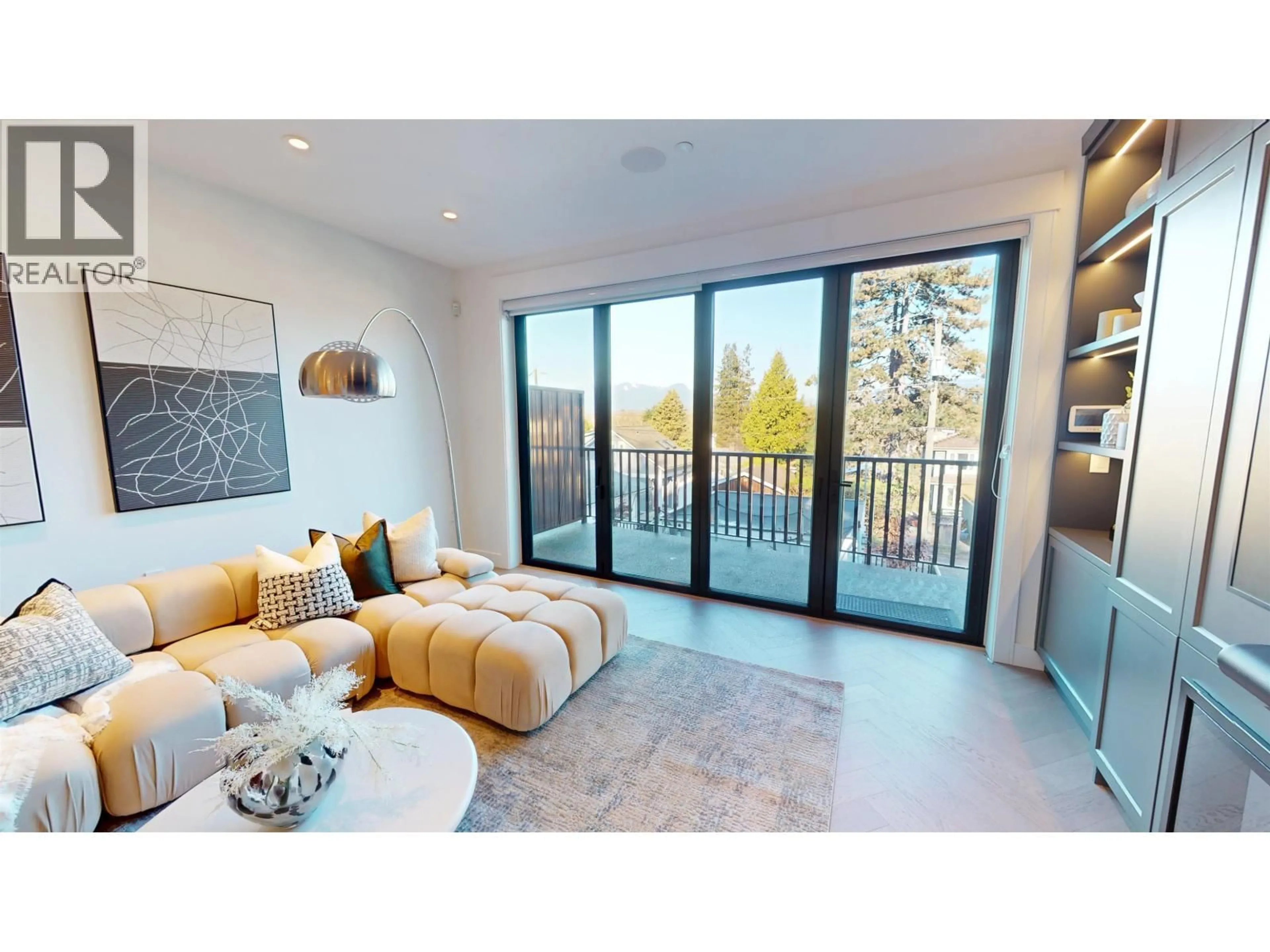 Unknown for 2173 VANNESS AVENUE, Vancouver British Columbia V5N2M1