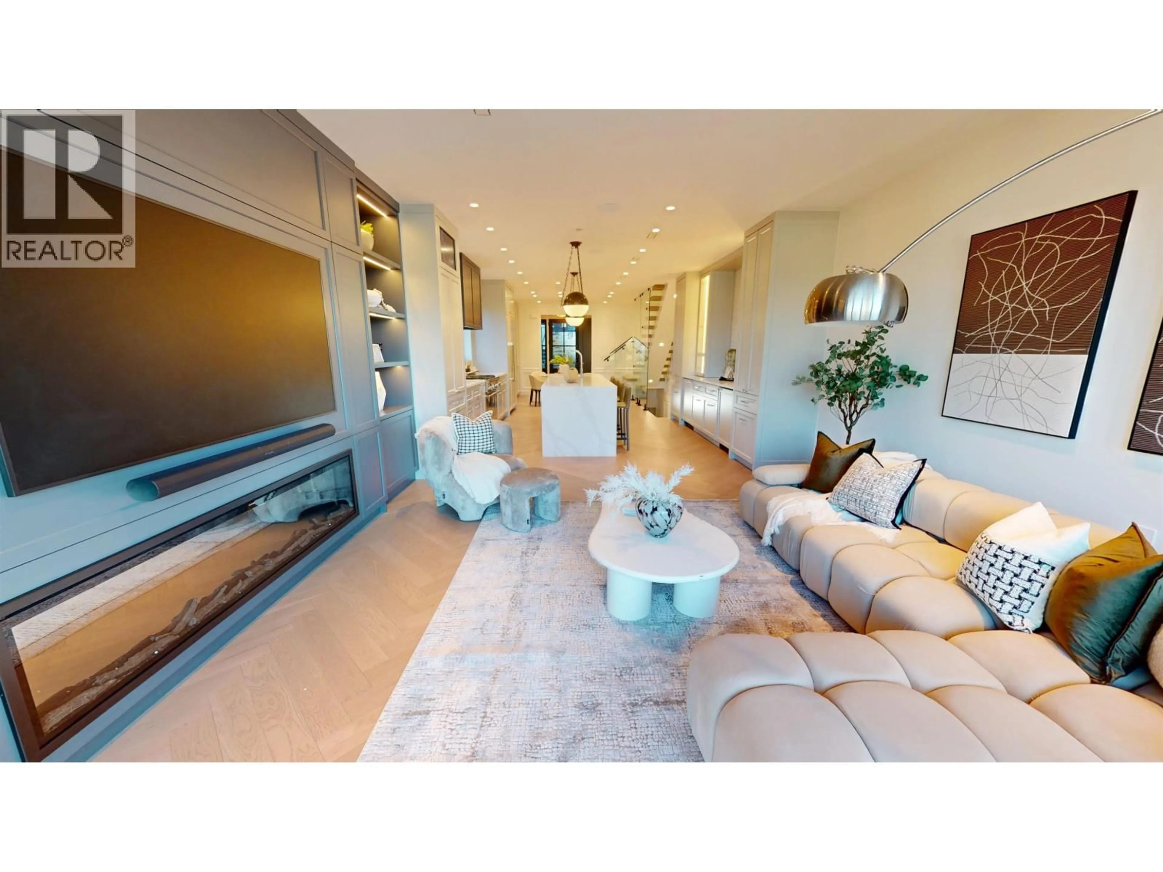 Living room with furniture, unknown for 2173 VANNESS AVENUE, Vancouver British Columbia V5N2M1