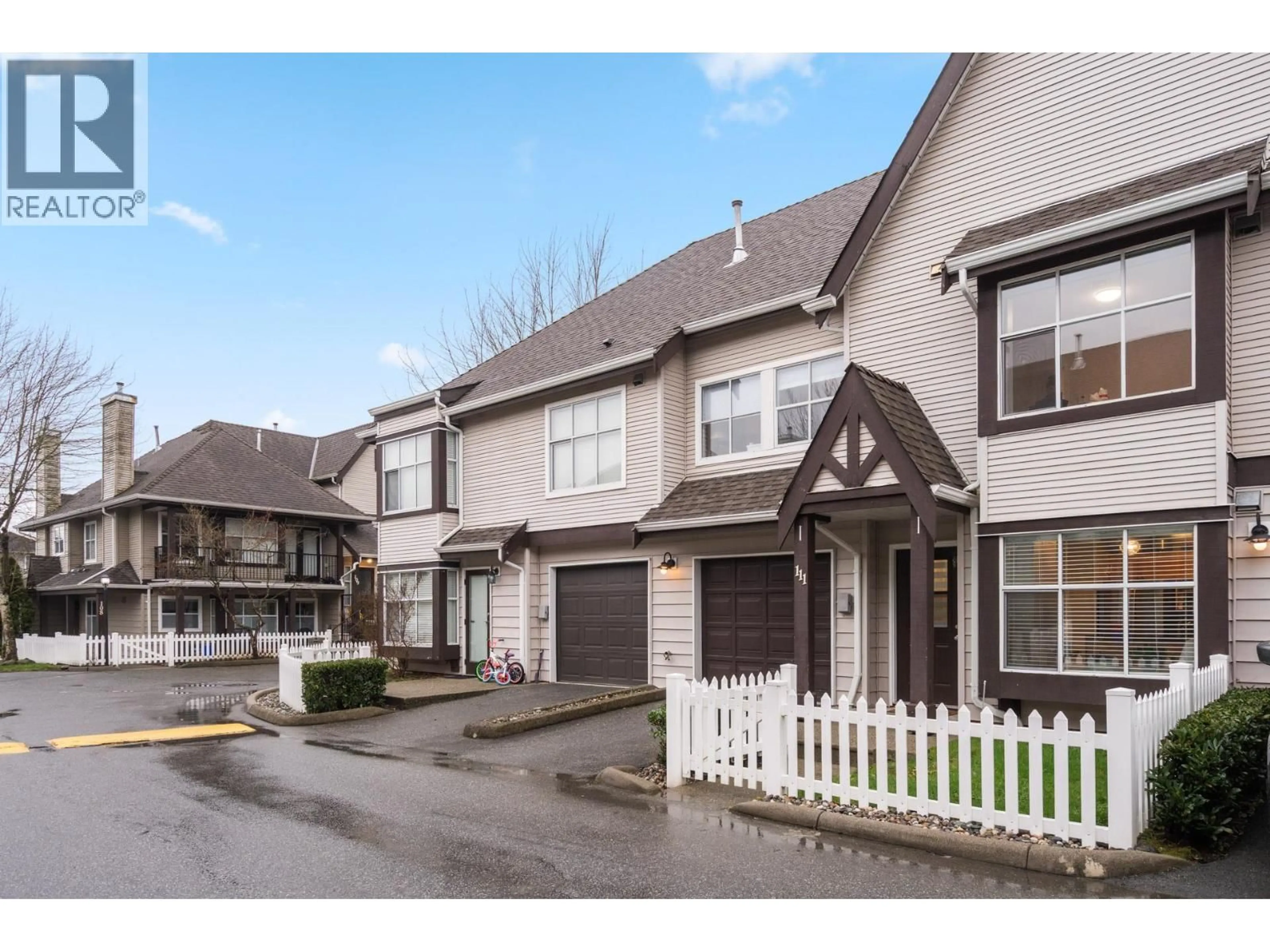 Unknown for 111 - 12099 237 STREET, Maple Ridge British Columbia V4R2C3