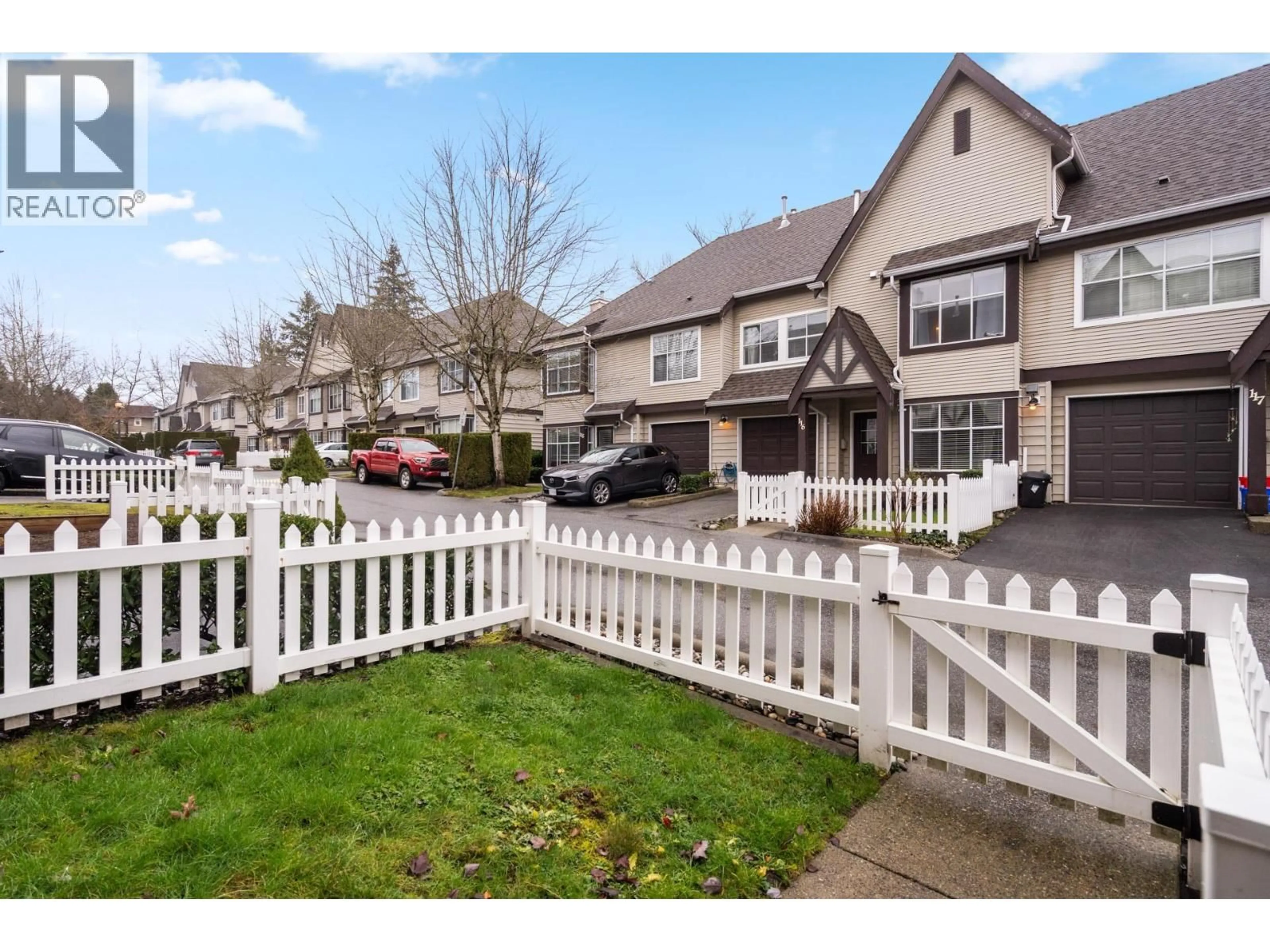 Unknown for 111 - 12099 237 STREET, Maple Ridge British Columbia V4R2C3