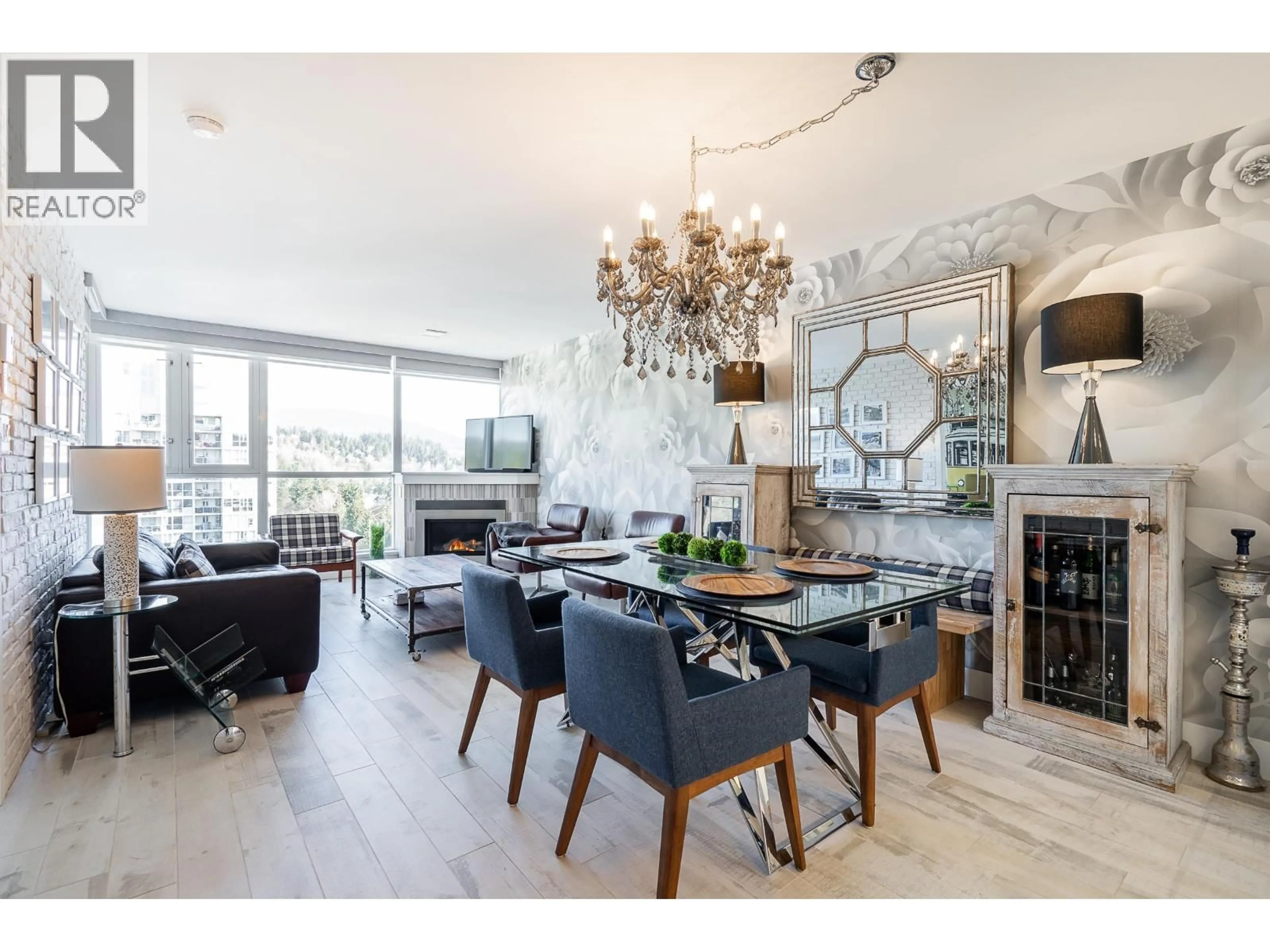 Dining room, wood/laminate floor for 1806 - 235 GUILDFORD WAY, Port Moody British Columbia V3H5L8