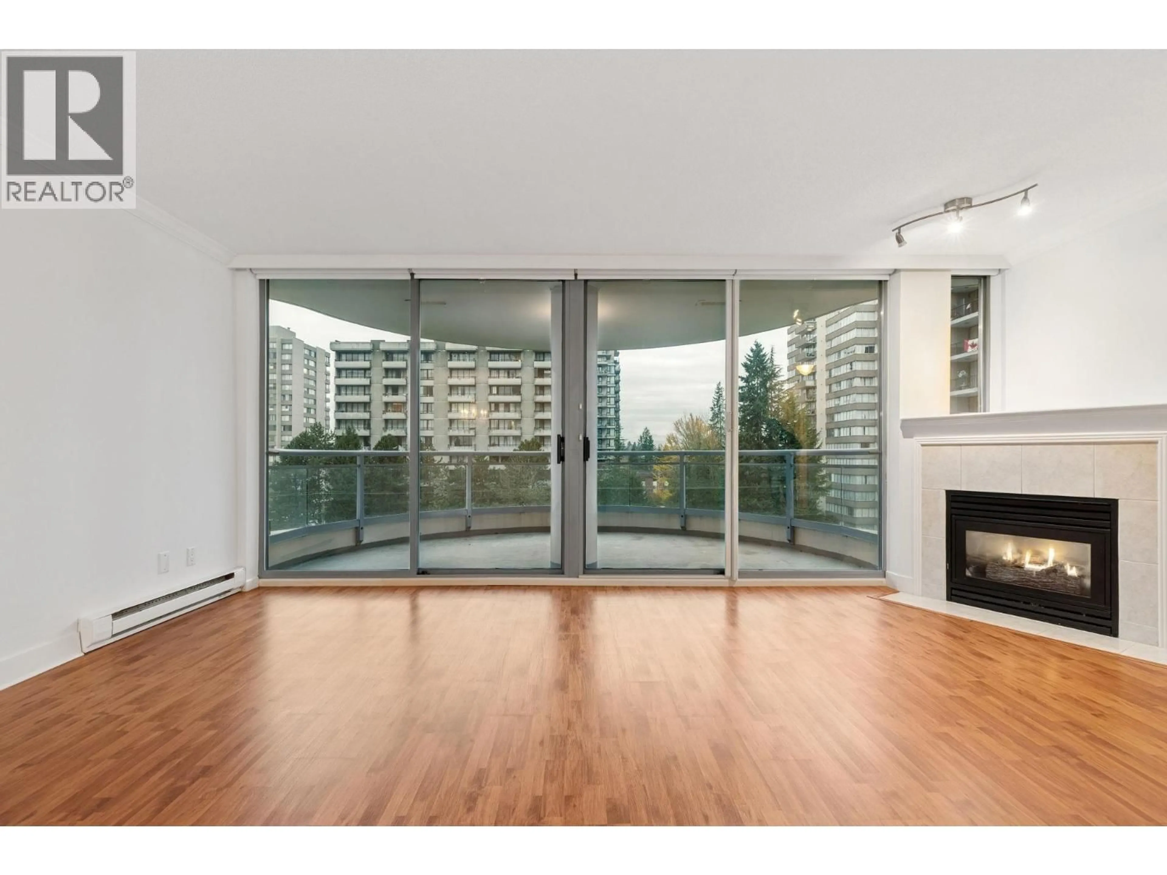 Unknown for 701 - 739 PRINCESS STREET, New Westminster British Columbia V3M6V6