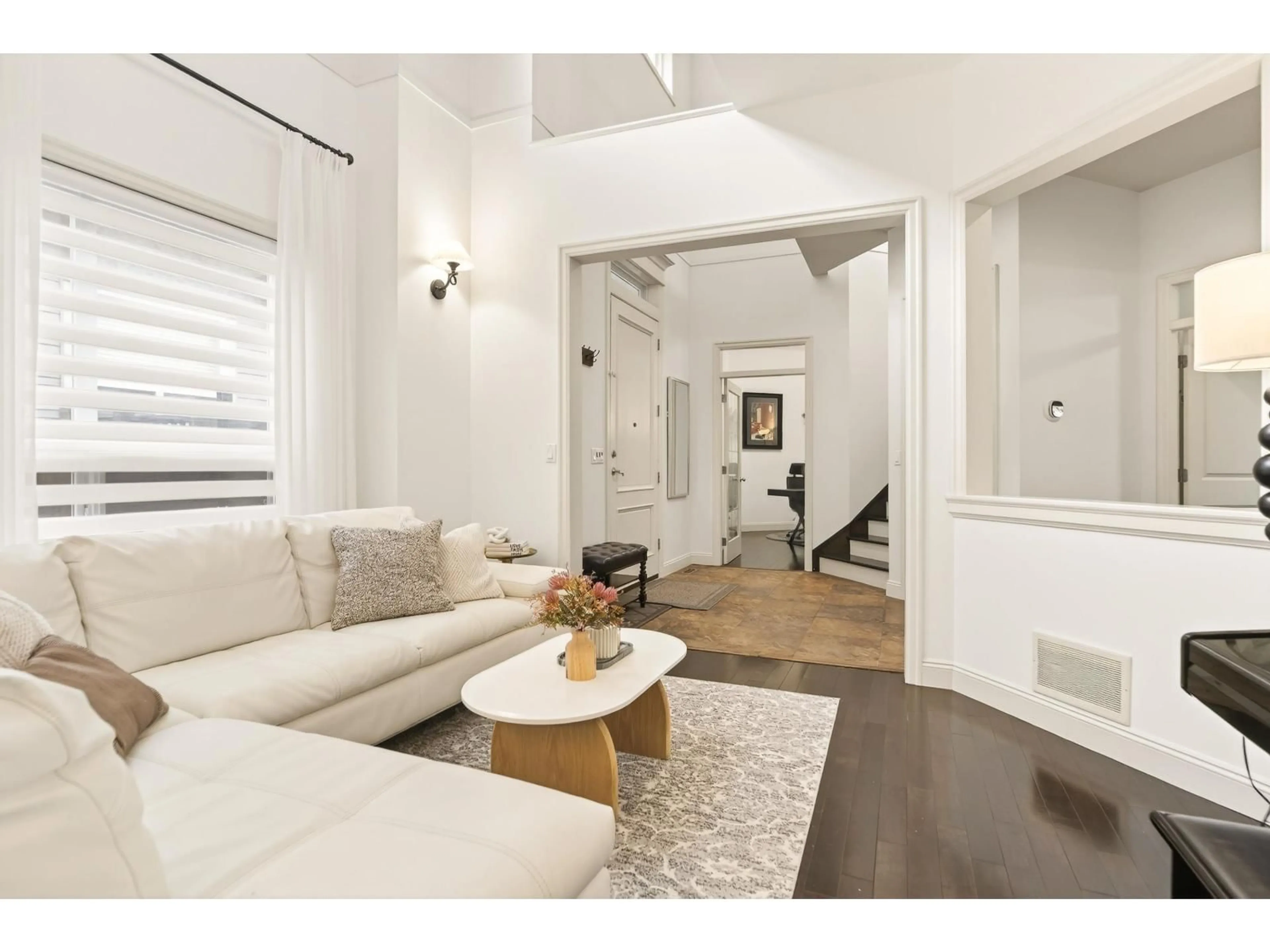 Living room with furniture, unknown for 21657 92B AVENUE, Langley British Columbia V1M0A3